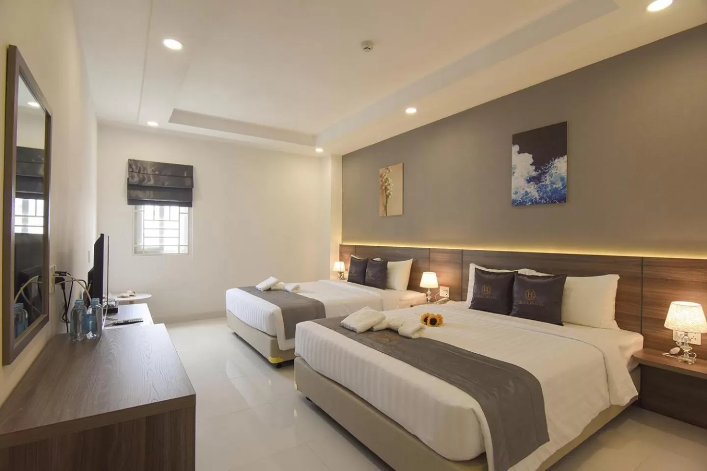 Photo of the whole room, Bed in Hera Hotel Airport