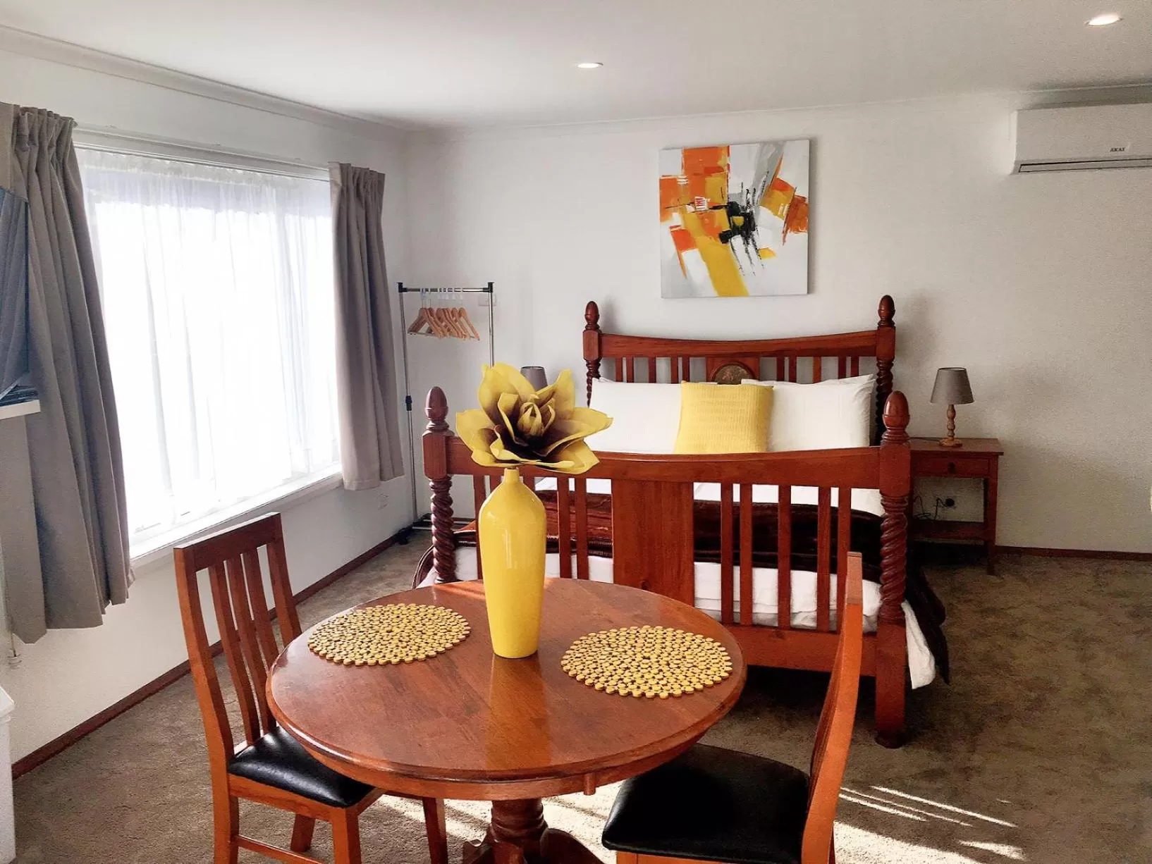 Bed in Motel Mayfair on Cavell