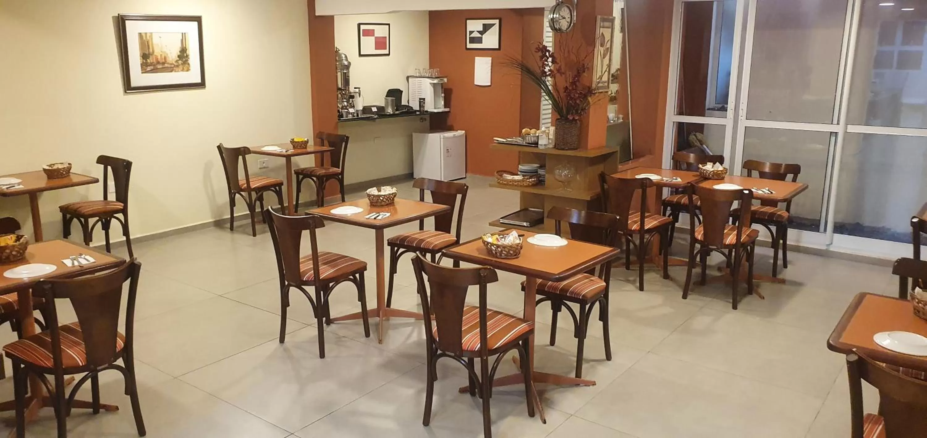 Breakfast, Restaurant/Places to Eat in Bella Augusta Hotel