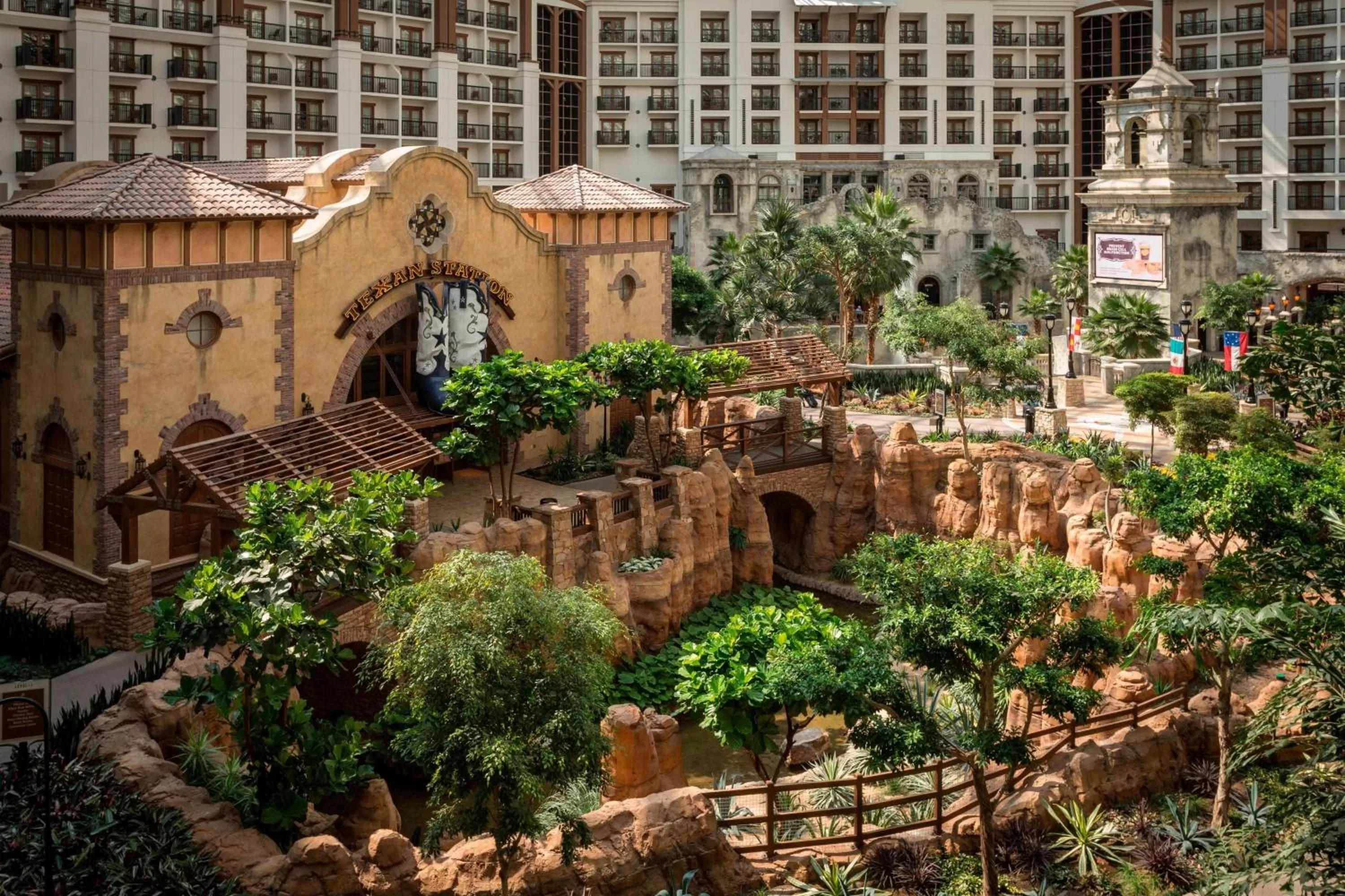 Property building in Gaylord Texan Resort and Convention Center