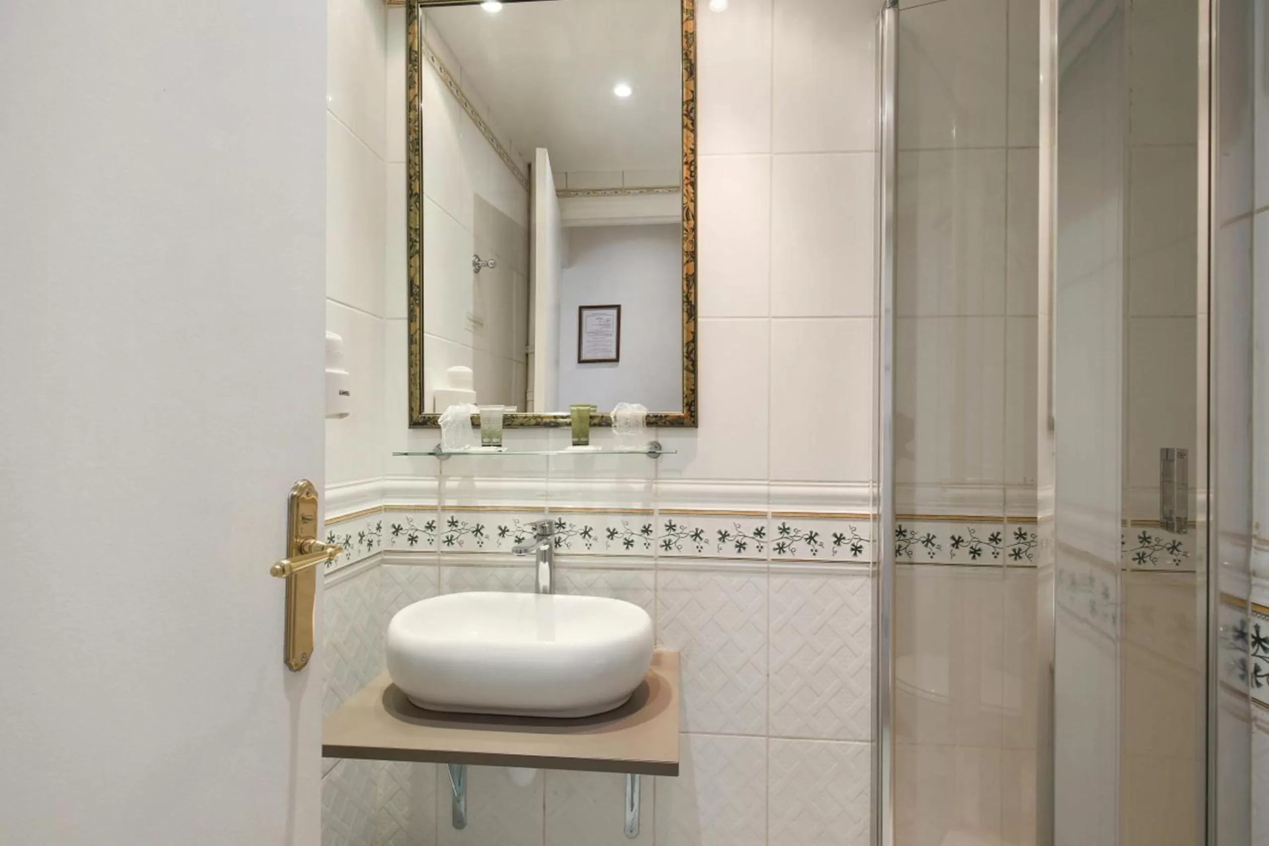 Grand Hôtel Des Gobelins