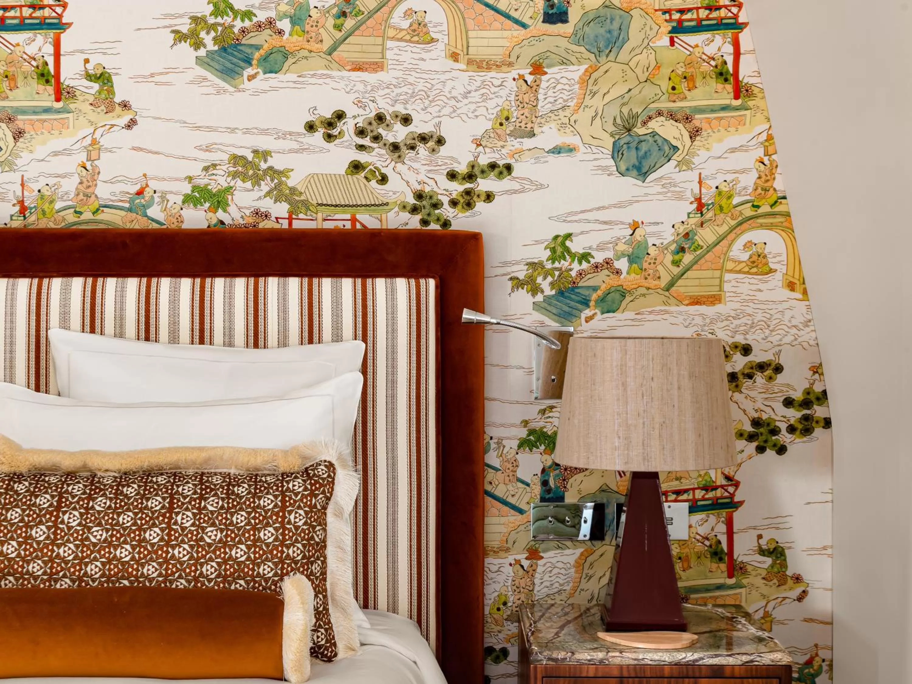 Bedroom, Bed in Saint James Paris