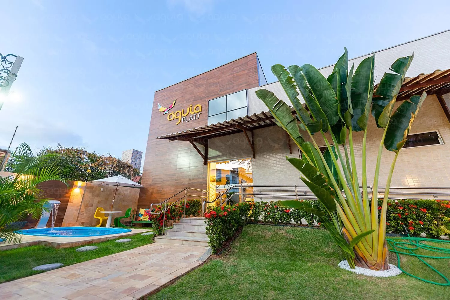 Property Building in Águia Flats Pousada