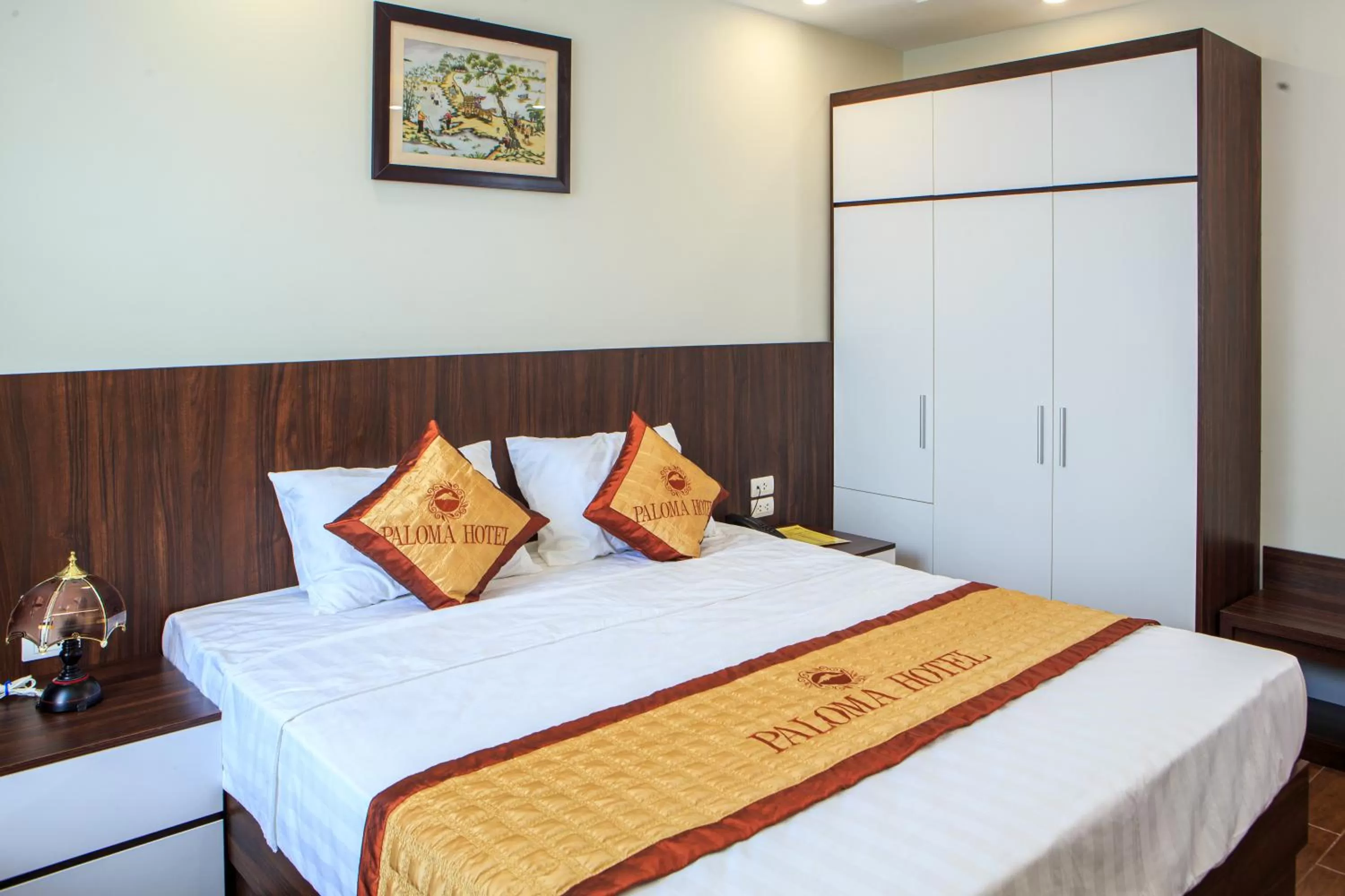 Living room, Bed in Paloma Hotel & Apartment