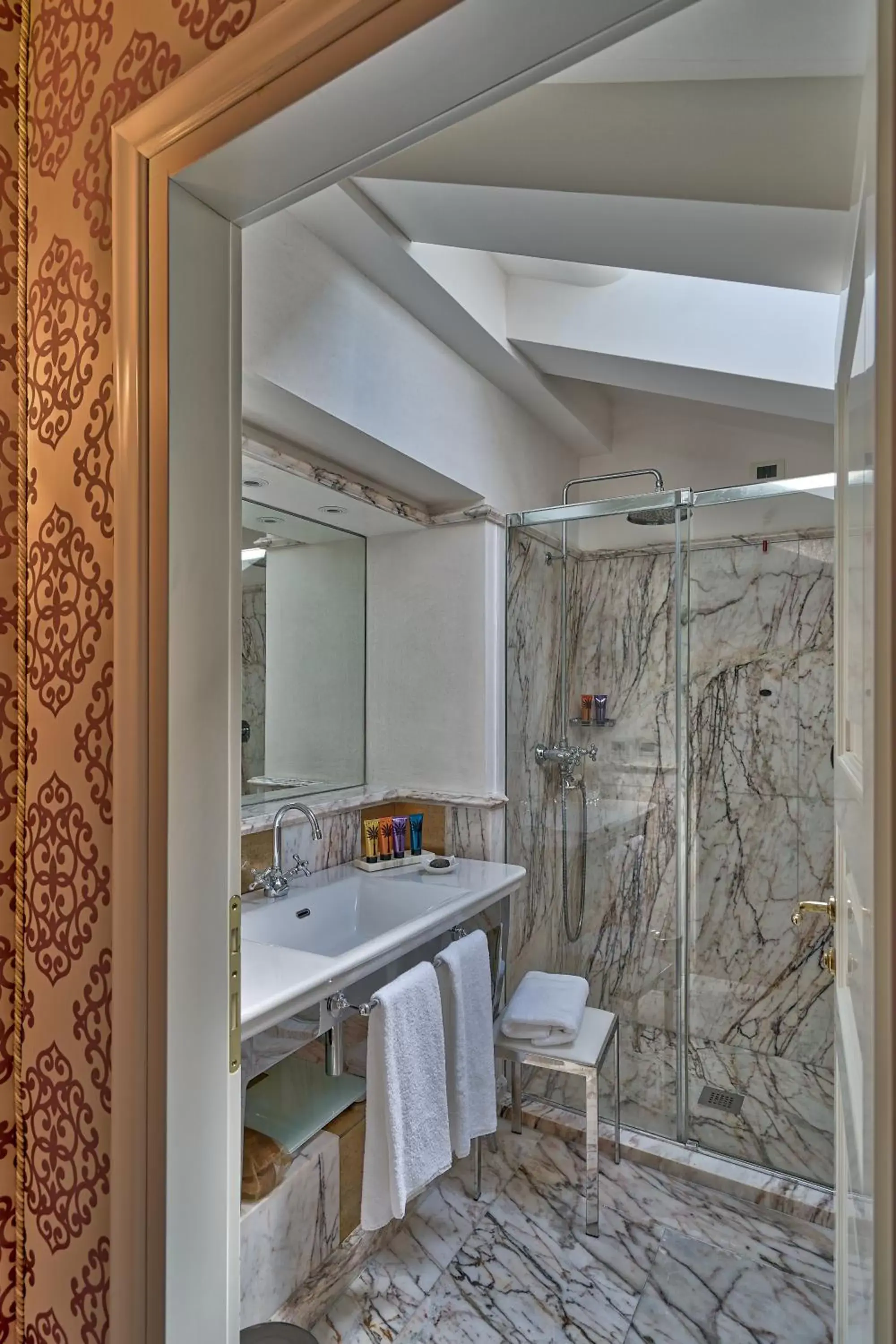 Suite in Londra Palace Venezia Suite in Londra Palace Venezia