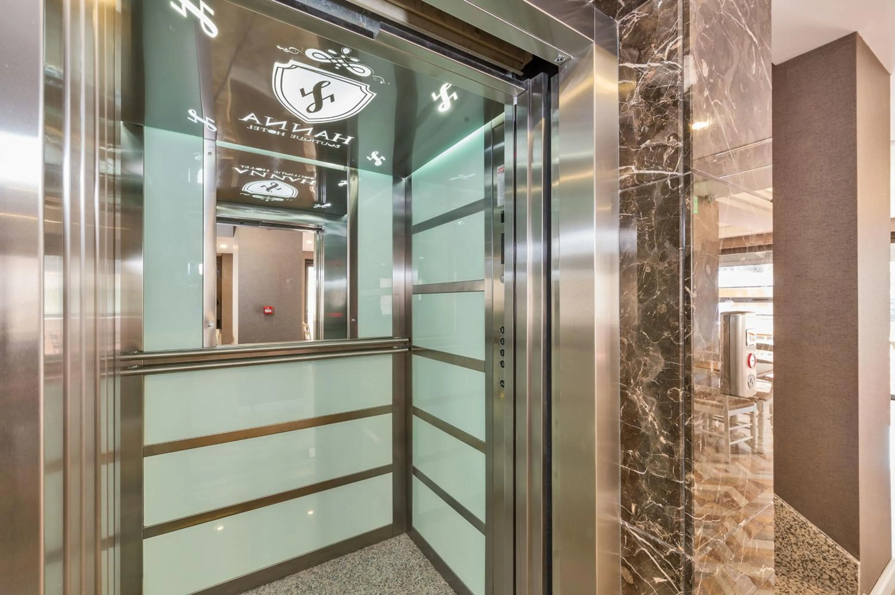 Decorative detail in Hanna Hotel