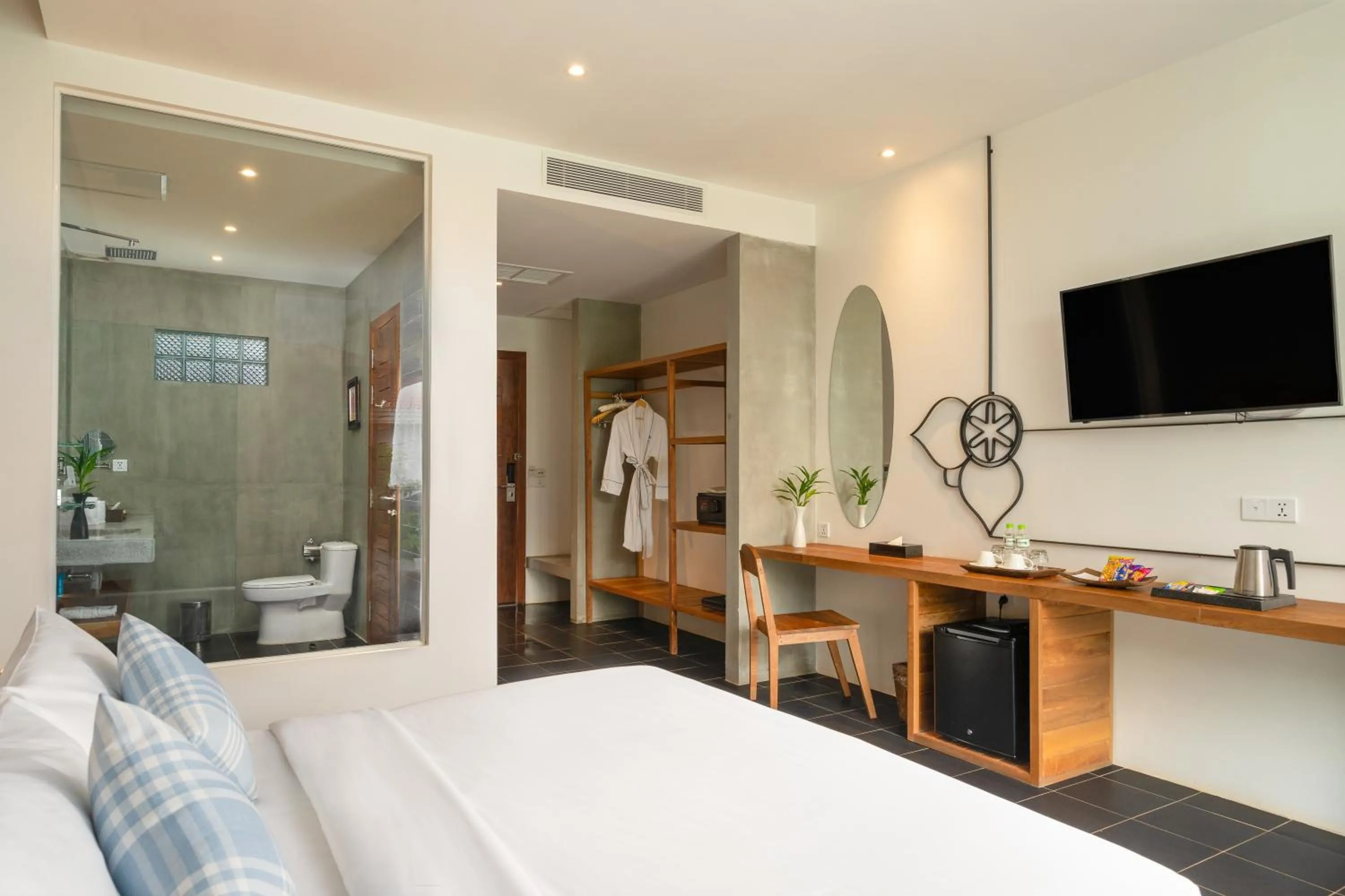 Bed in Phka Chan Hotel