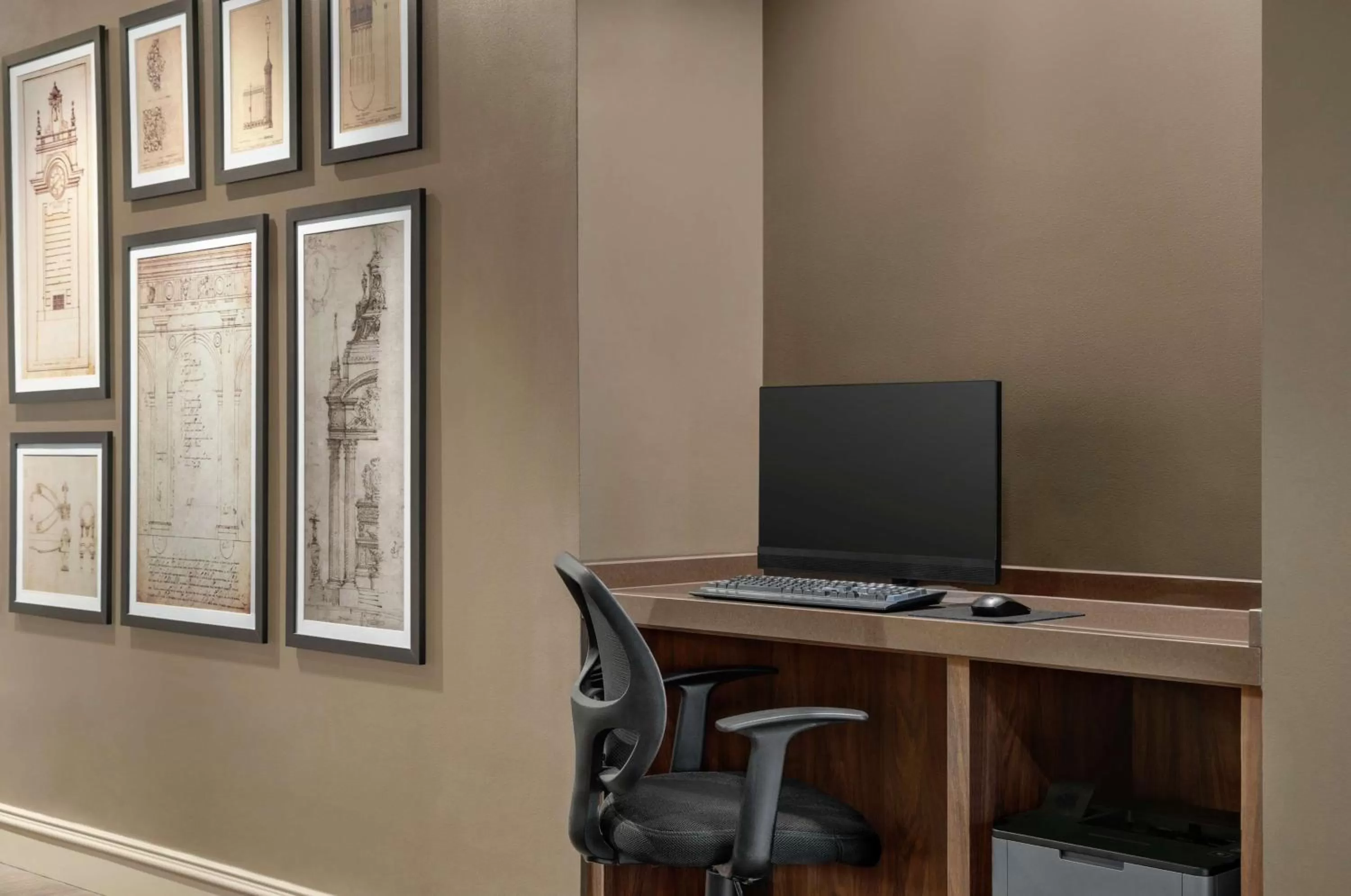 Business facilities in Hampton Inn New Orleans/St.Charles Ave