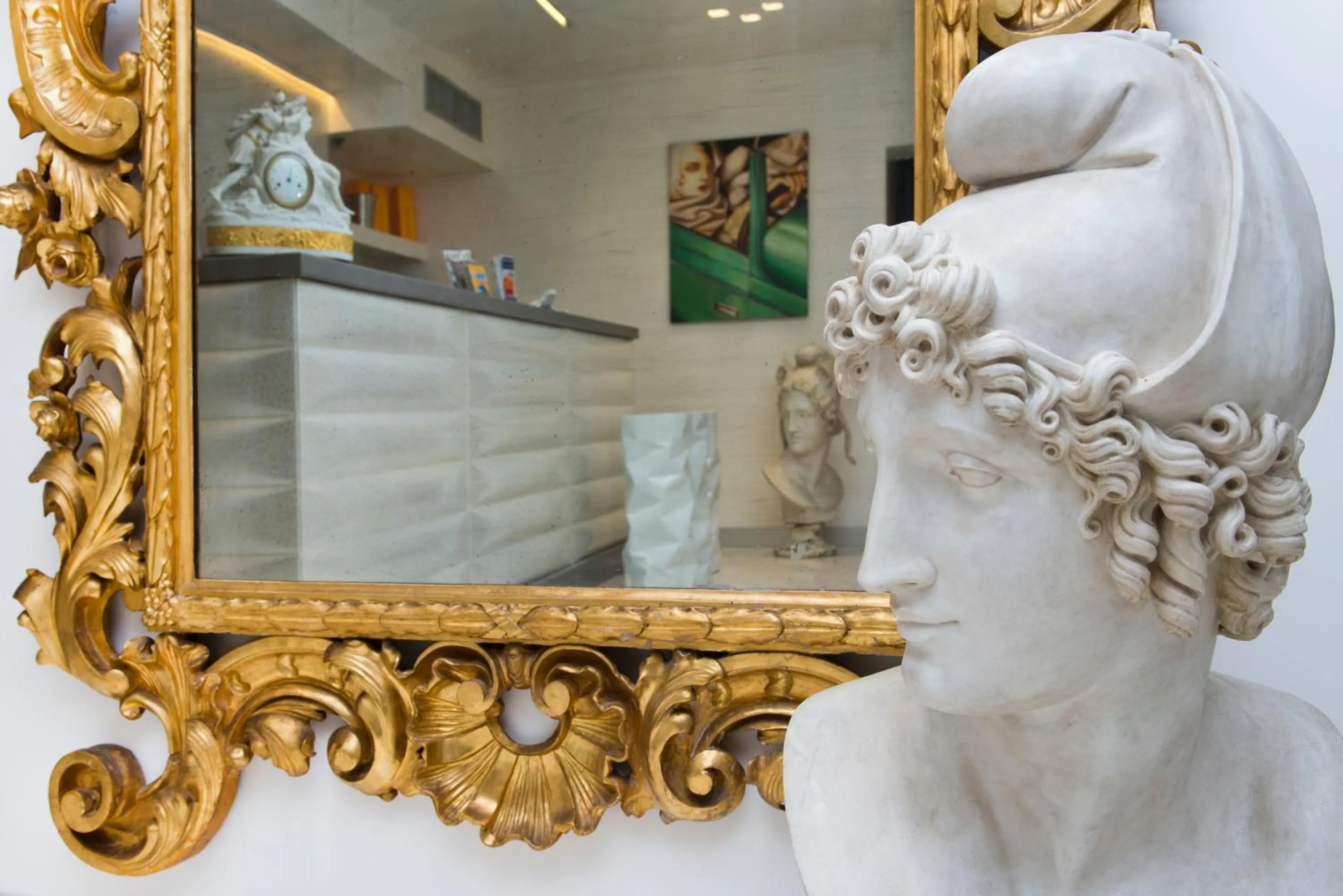 Lobby or reception in Torre Argentina Relais - Residenze di Charme