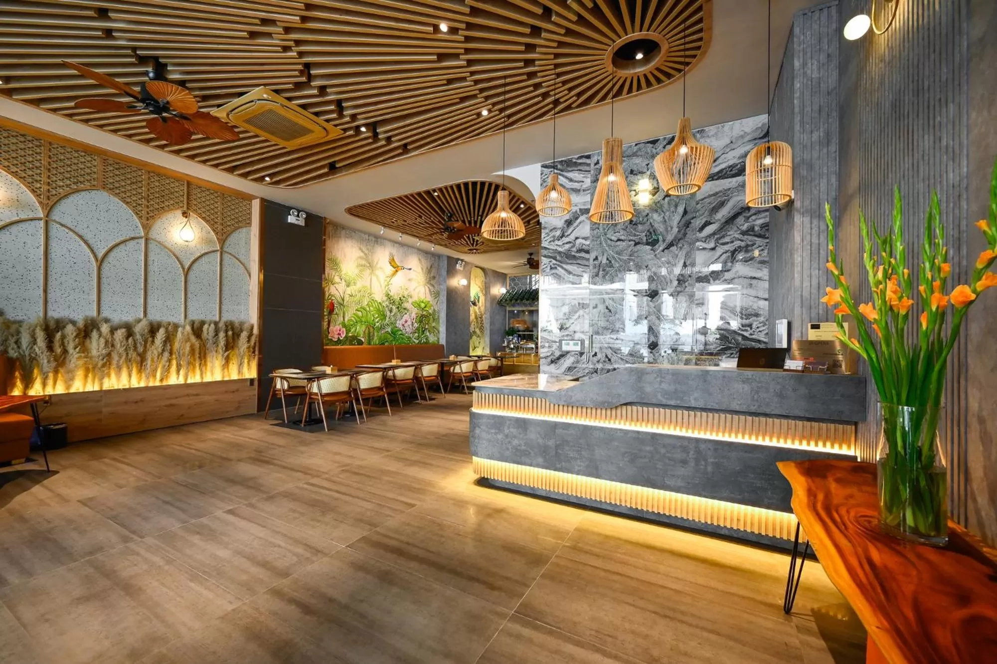 La Opera Saigon Hotel