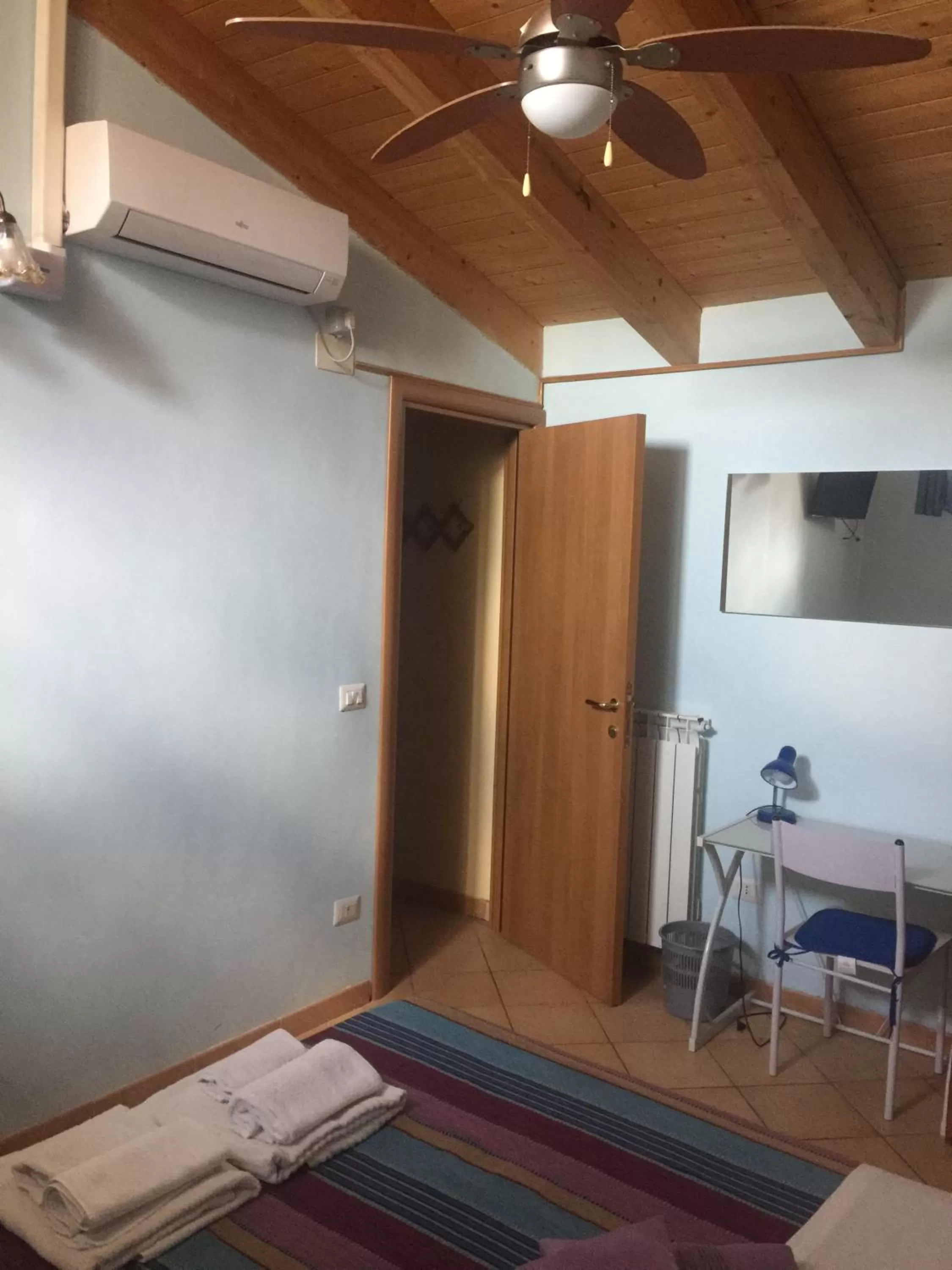 Photo of the whole room in B&B Da Rosa