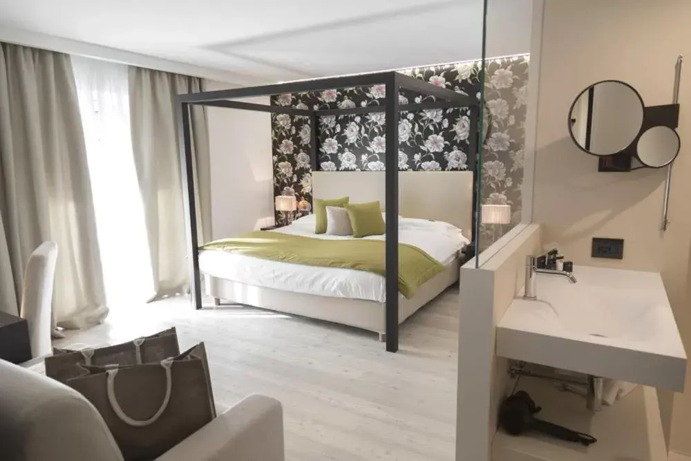 Superior Double Room in Hotel San Giacomo Spa&Gourmet Superior Double Room in Hotel San Giacomo Spa&Gourmet