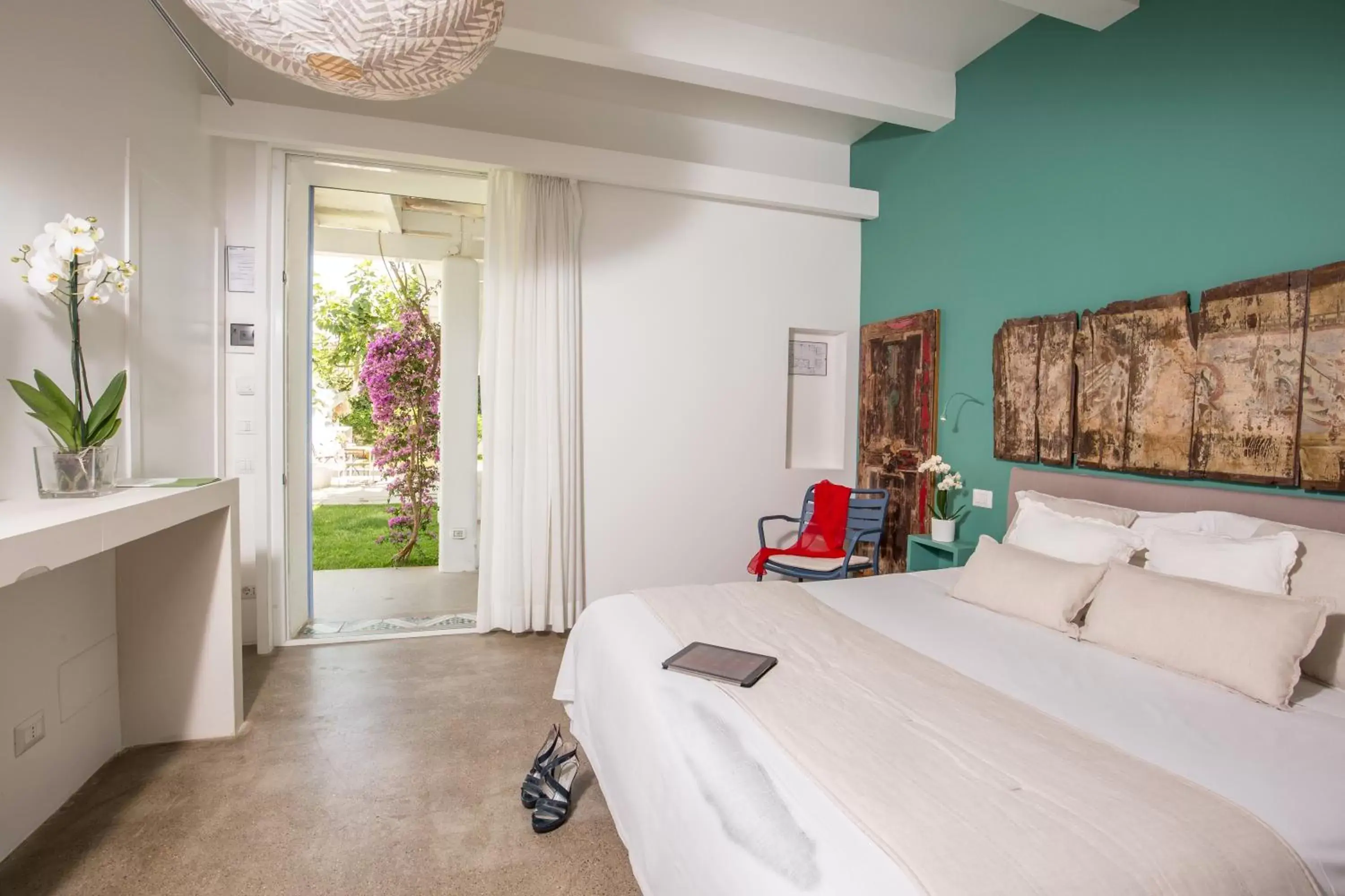 Double Room with Garden View in Hotel Intorno Al Fico Double Room with Garden View in Hotel Intorno Al Fico