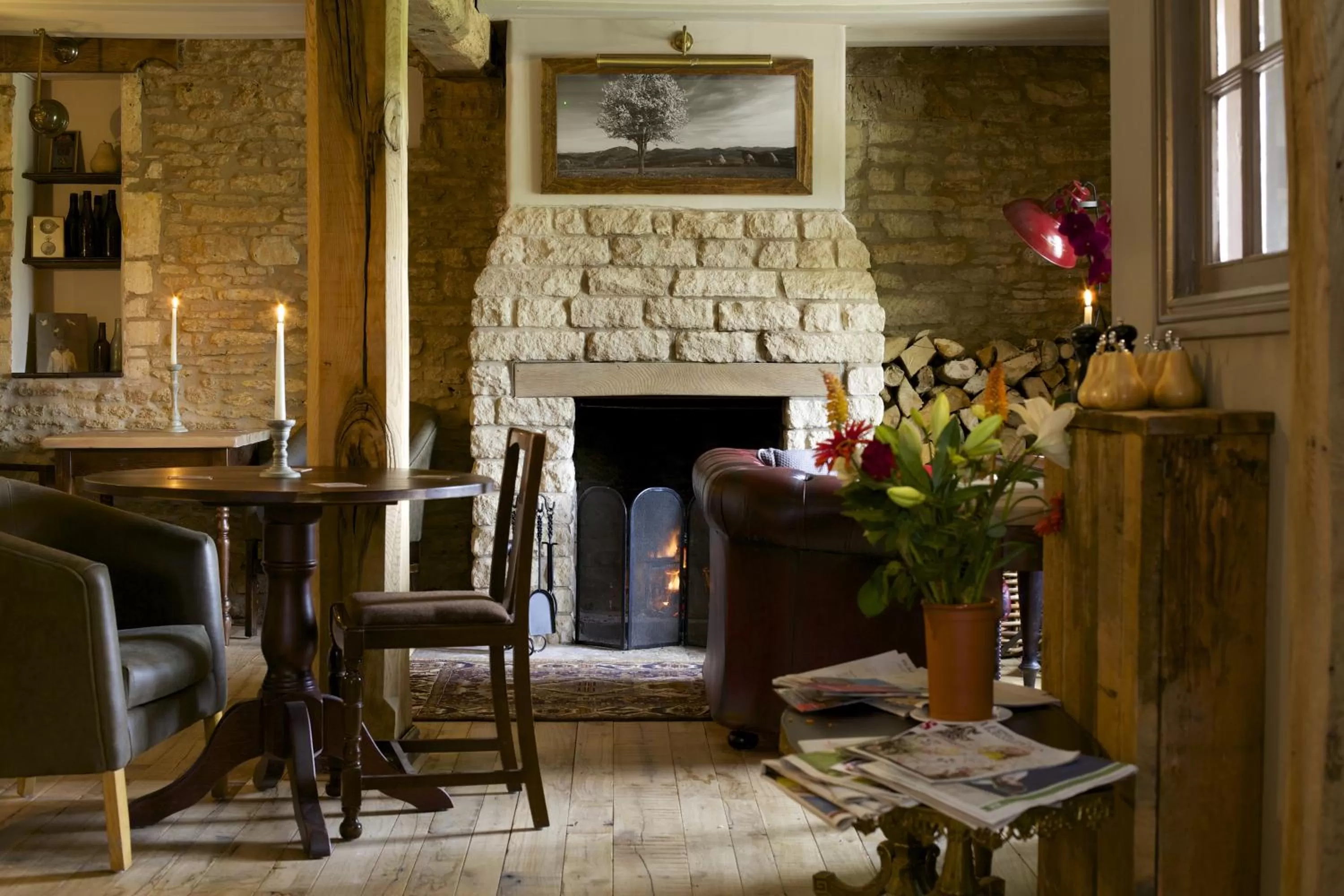 Lounge or bar in Pear Tree Inn Whitley