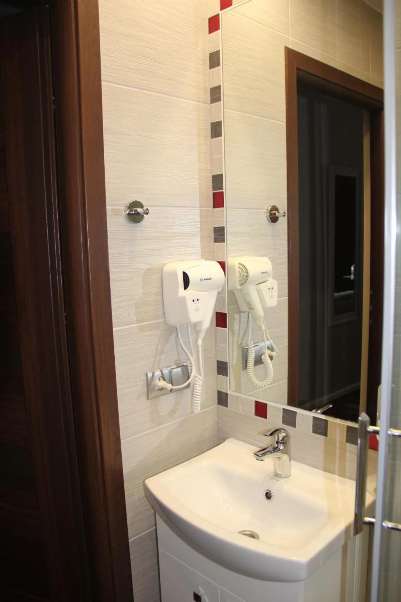 Bathroom in Rembrandt Aparthotel