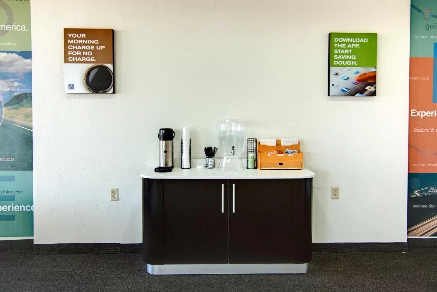 Coffee/tea facilities in Motel 6-Mount Pleasant, TX