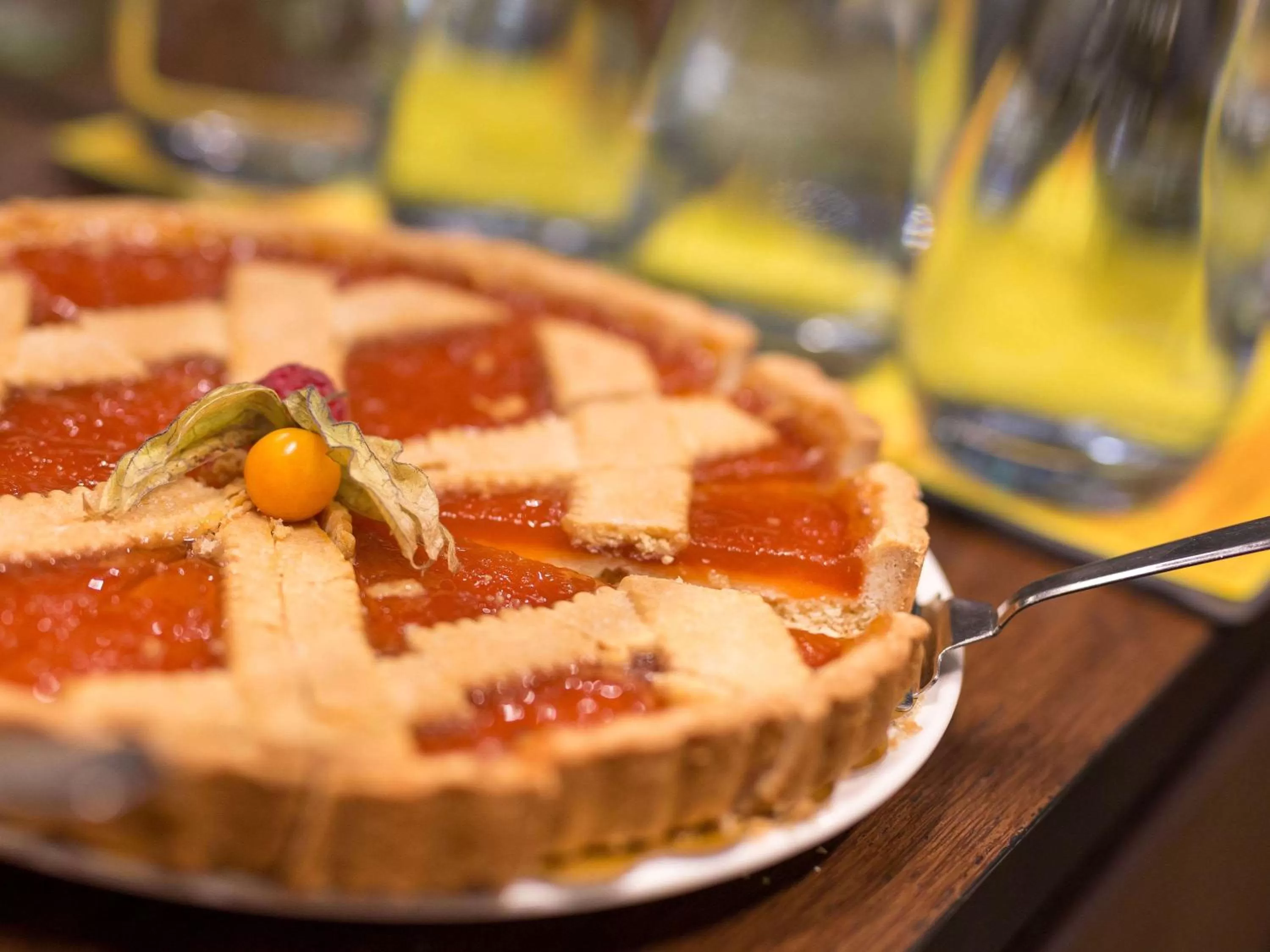 Restaurant/places to eat in Novotel Lugano Paradiso