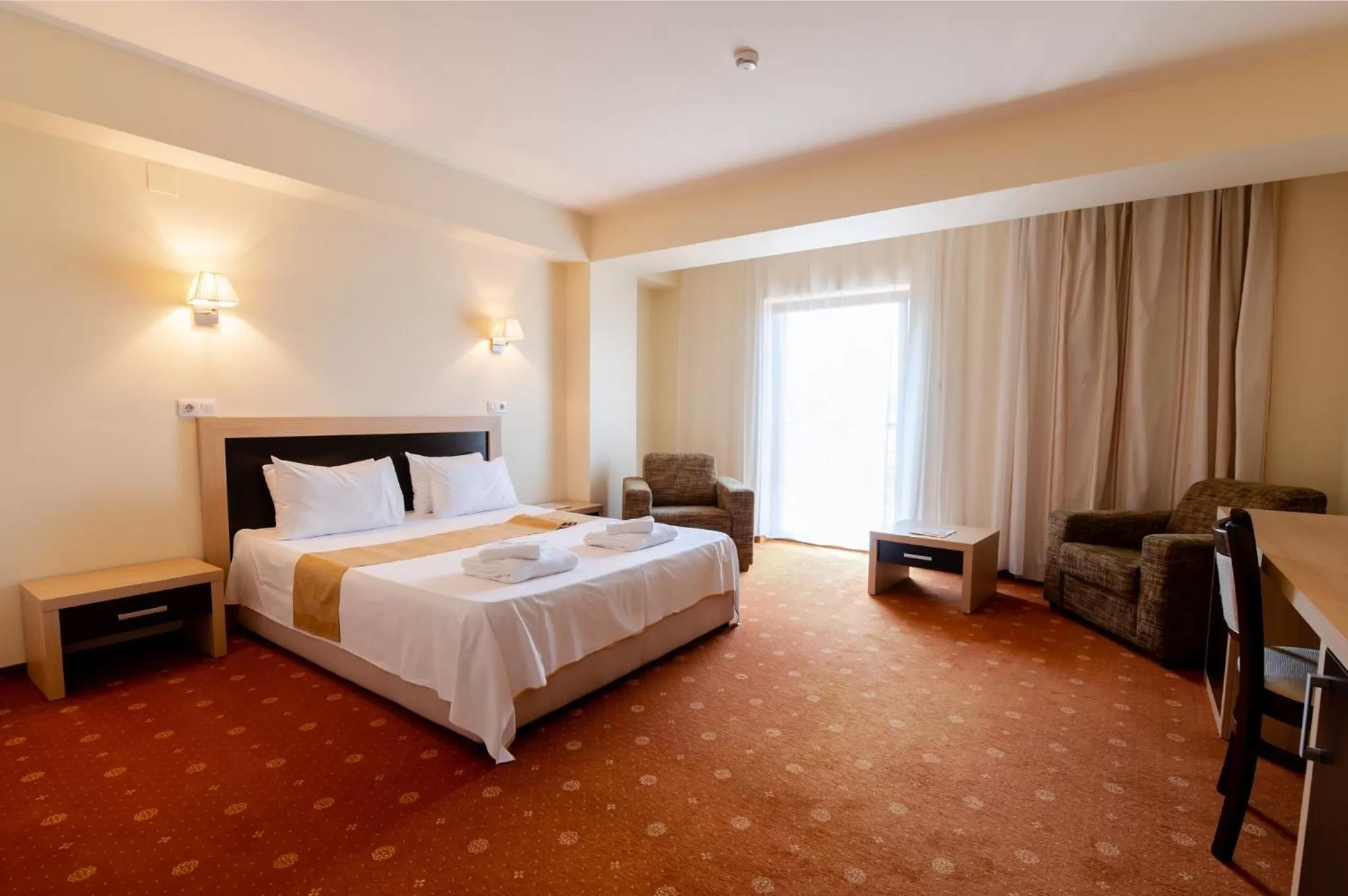 Photo of the whole room, Bed in Hotel Oxford By TimHotels