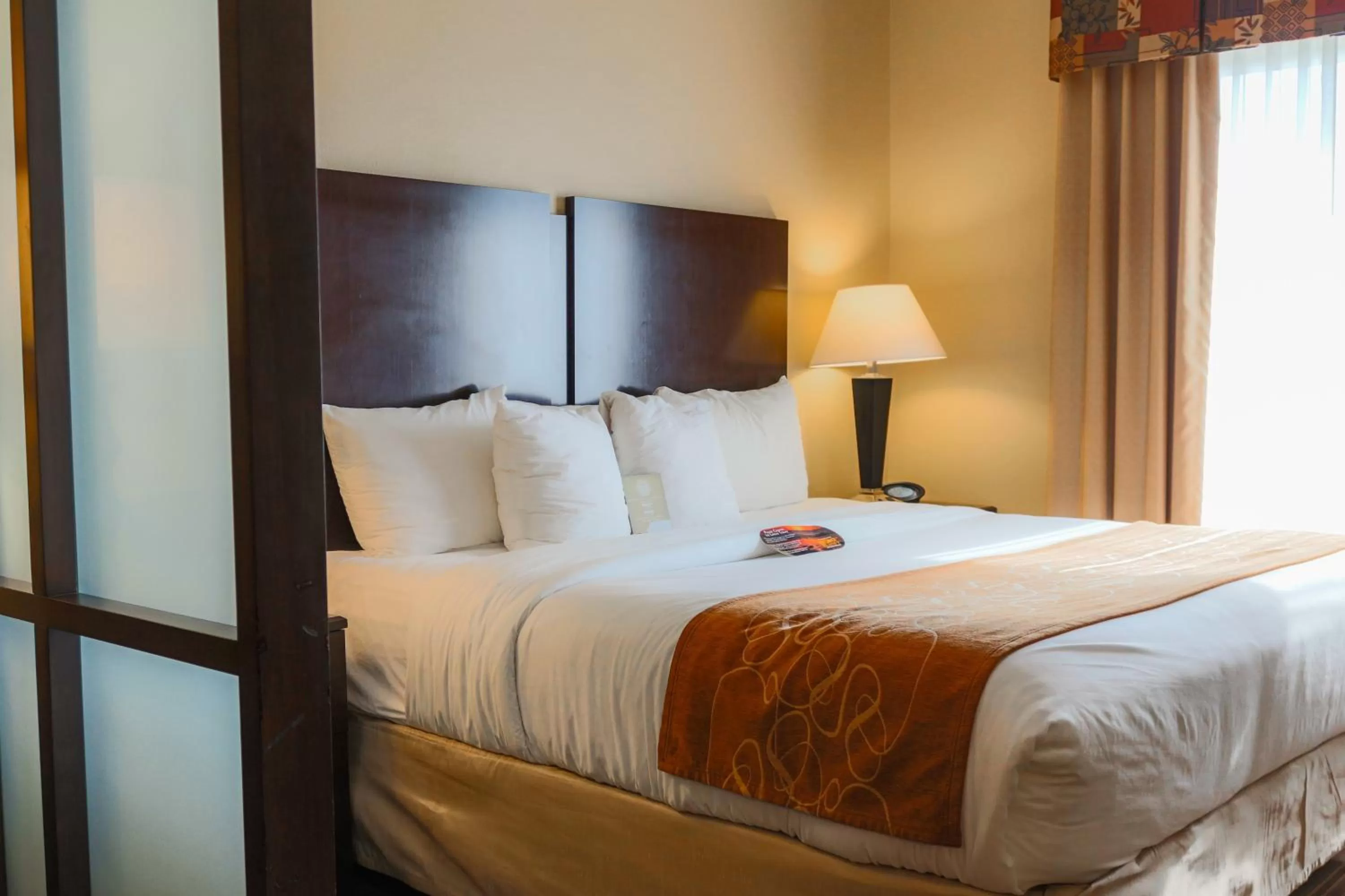 Bed in Comfort Suites Charleston West Ashley