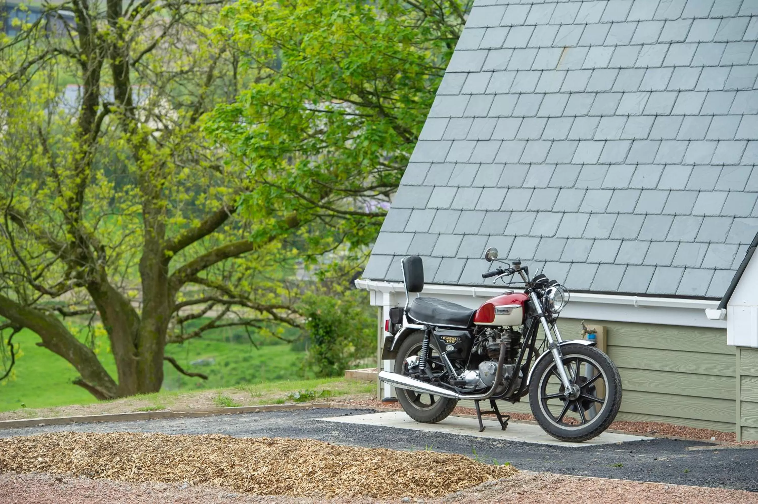 Facade/entrance in The Poltimore Inn