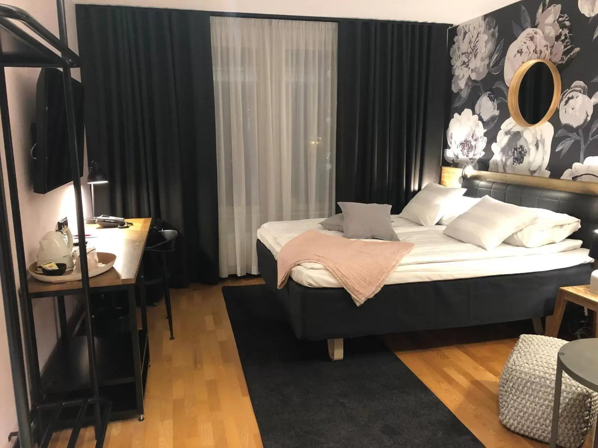 Standard Double Room in Original Sokos Hotel Vaakuna Kouvola Standard Double Room in Original Sokos Hotel Vaakuna Kouvola