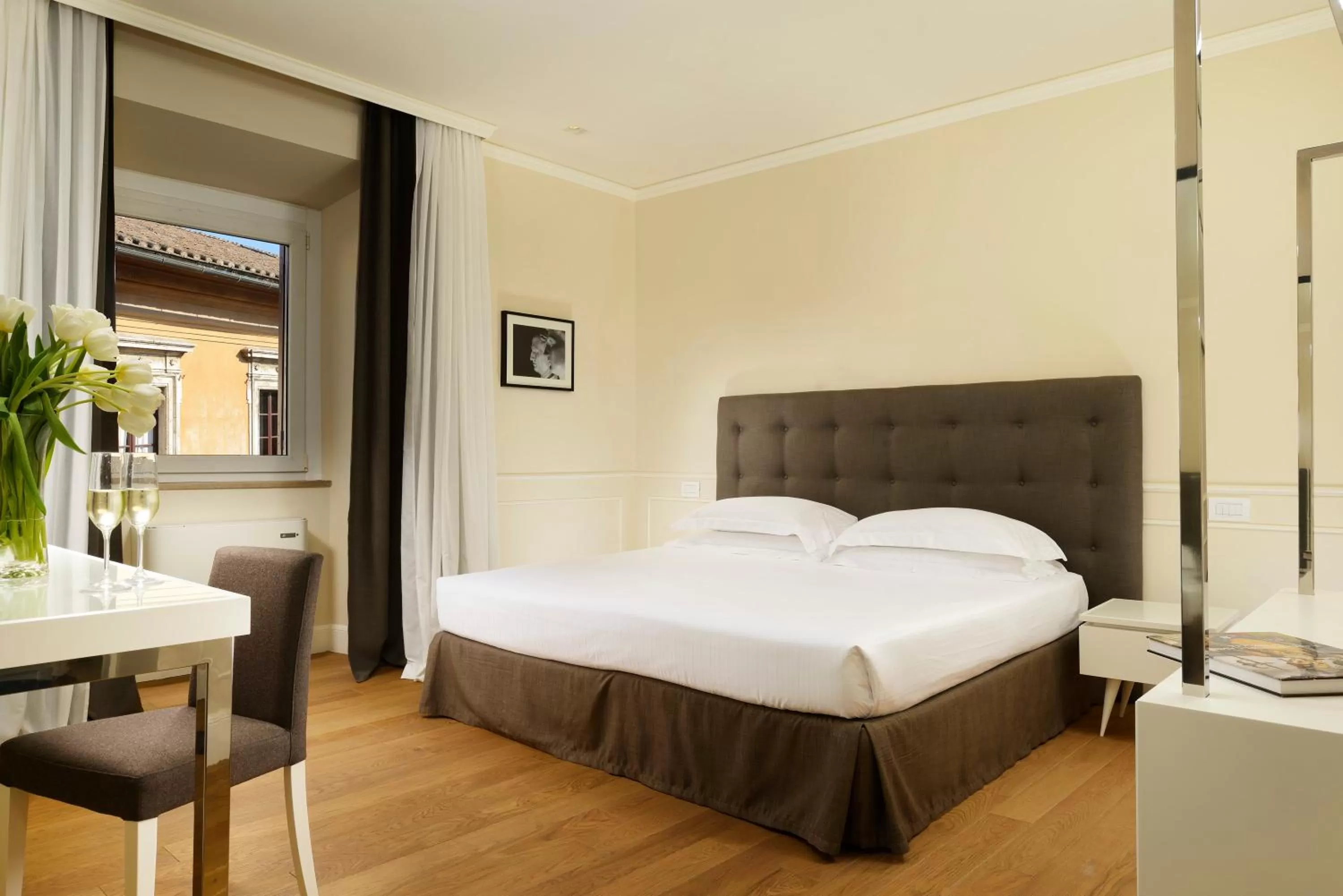 Bedroom, Bed in Locanda della Posta, Boutique Hotel