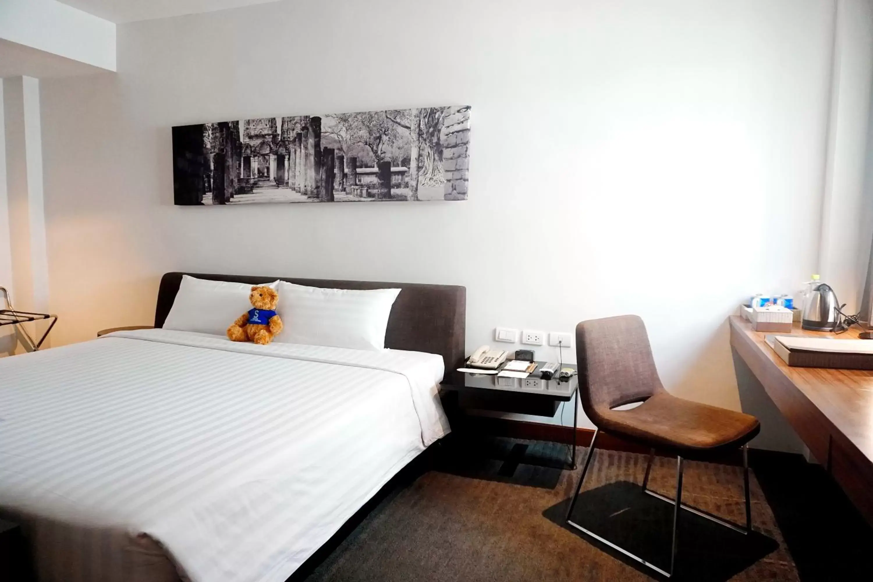 Deluxe Double Room in S33 Compact Sukhumvit Hotel Deluxe Double Room in S33 Compact Sukhumvit Hotel
