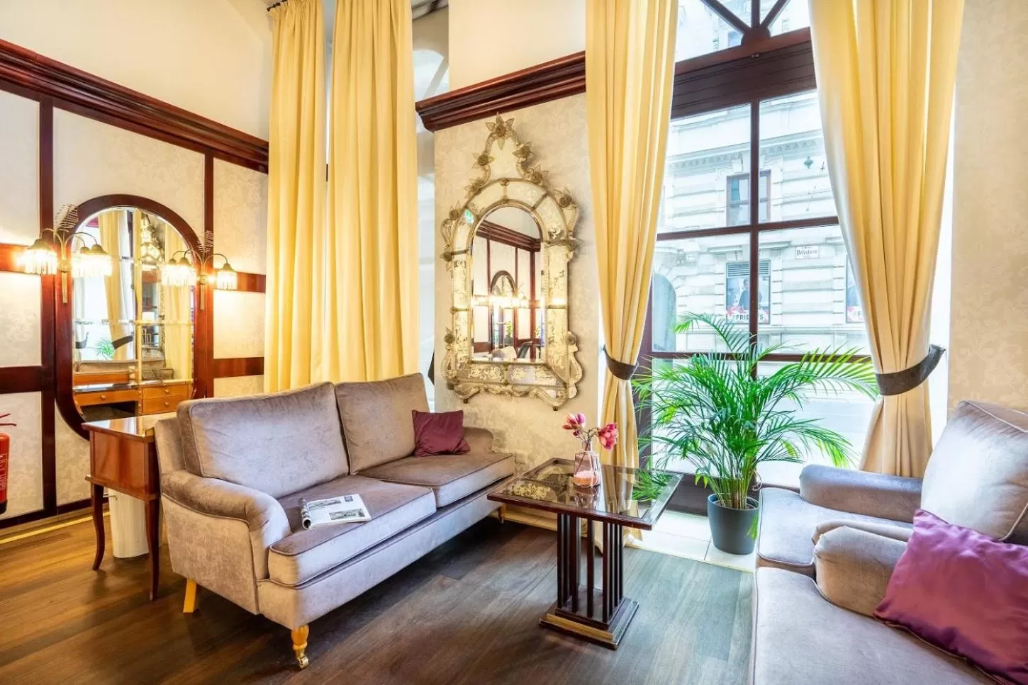 Lobby or reception in Hotel Am Schubertring