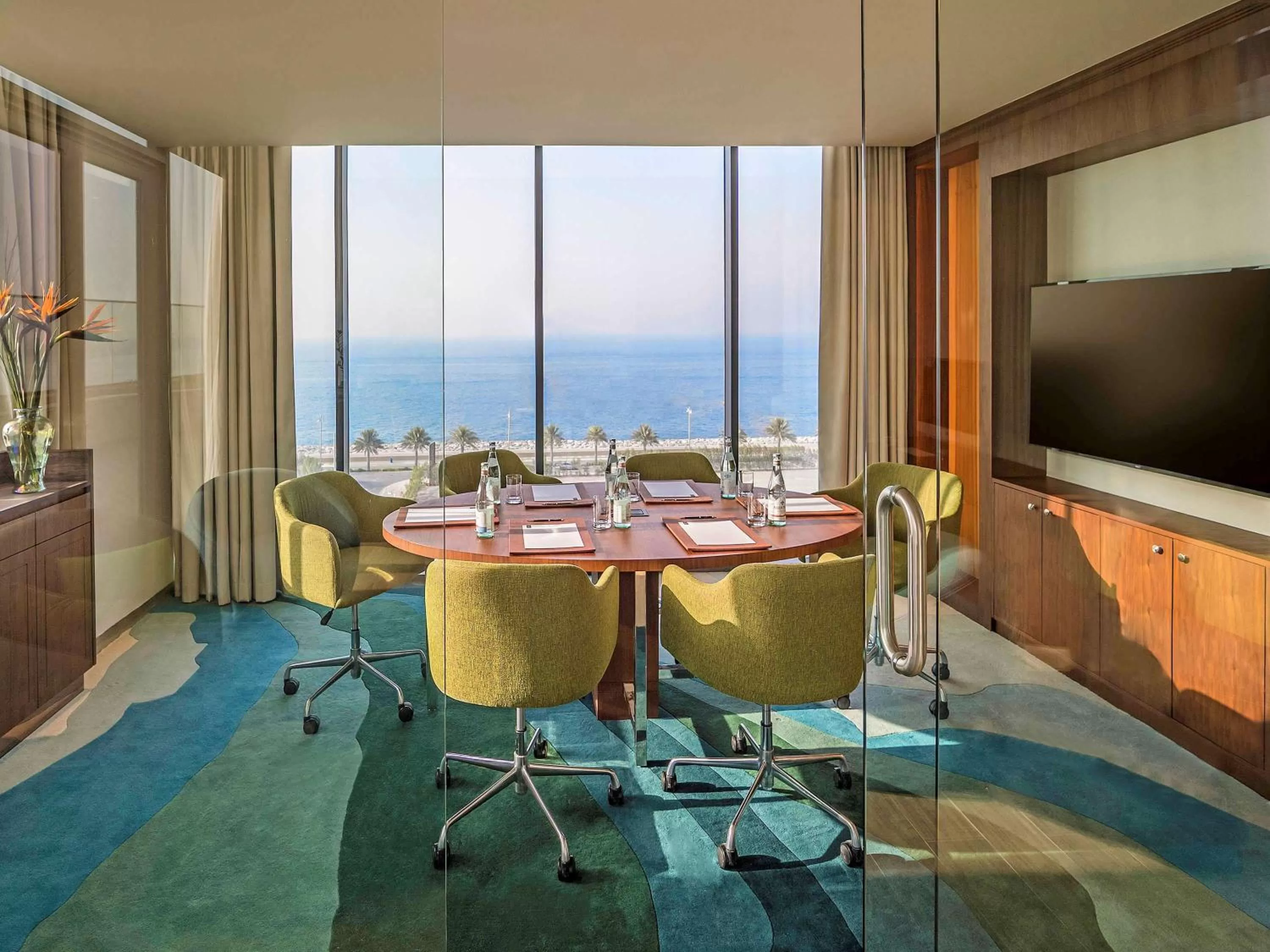 Photo of the whole room in The Retreat Palm Dubai MGallery by Sofitel