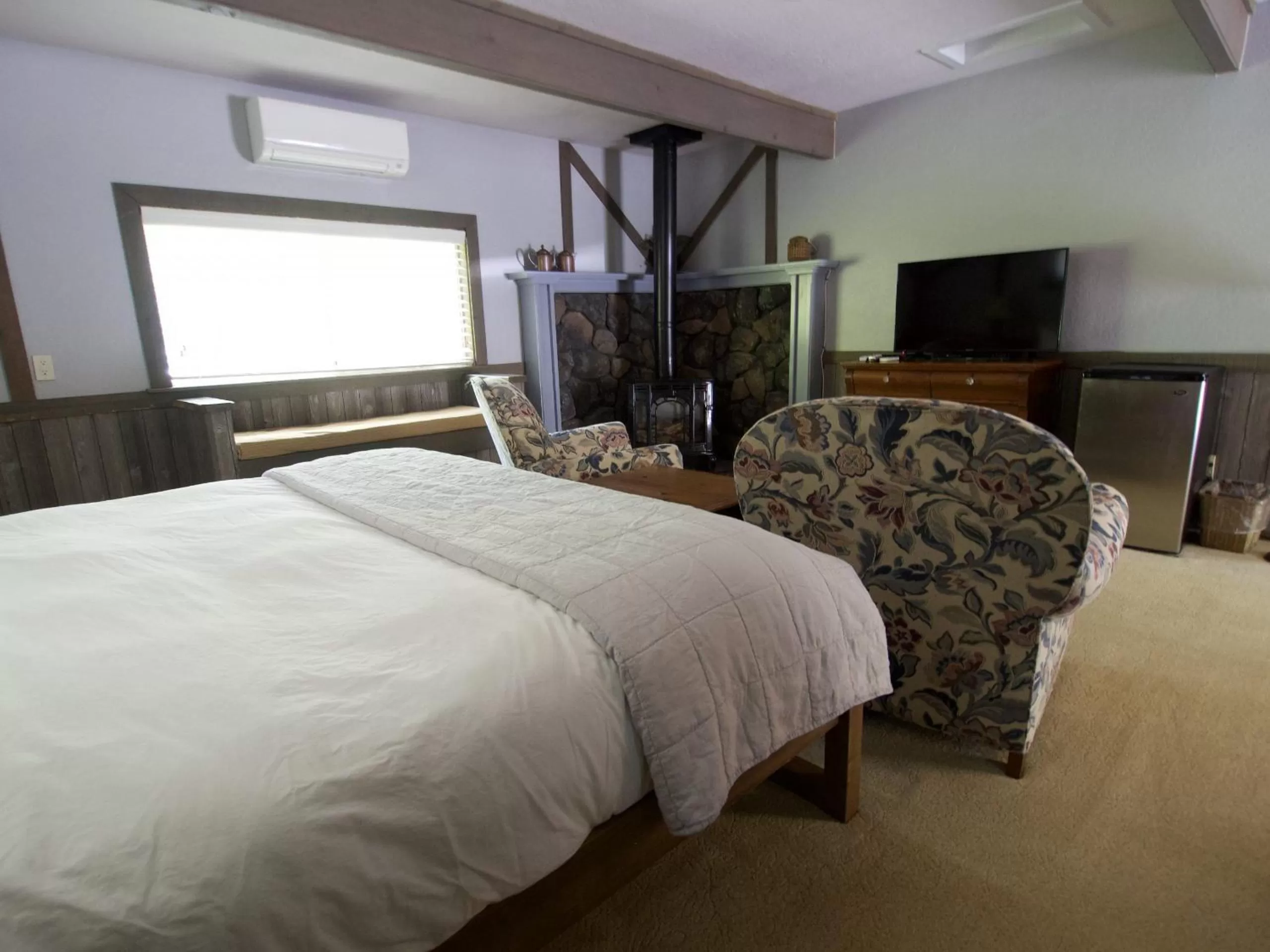 Mine and Farm, The Inn at Guerneville, CA