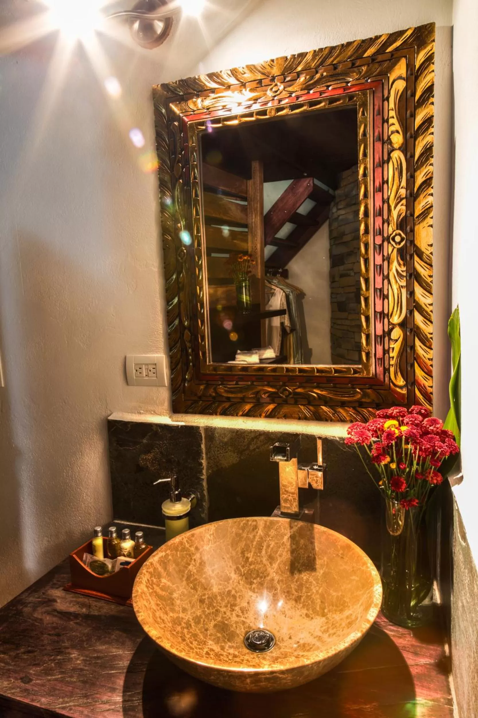 Bathroom in Casa de Leda, a Kali Hotel