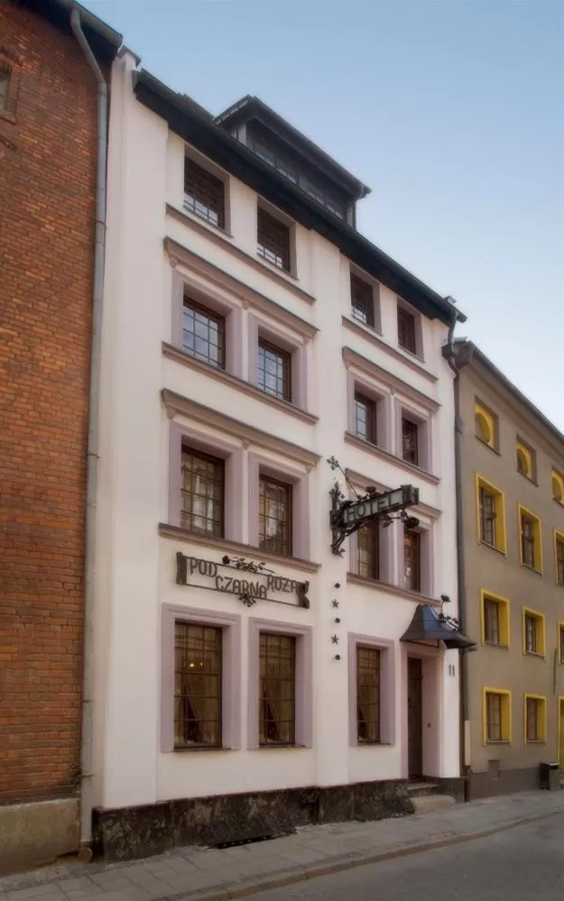 Facade/entrance in Hotel Czarna Róża