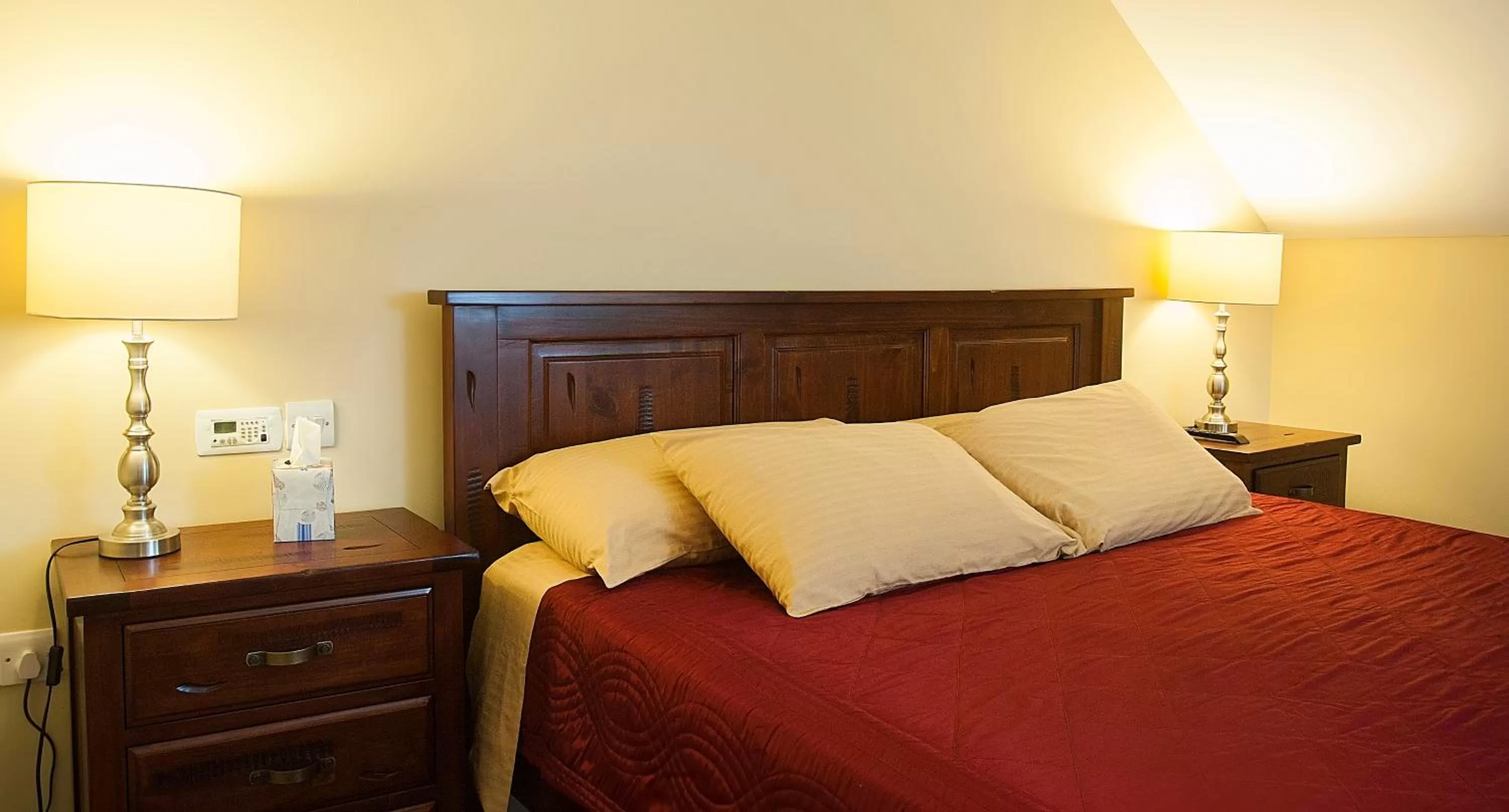 Bed in Sea Breeze Lodge B&B Galway