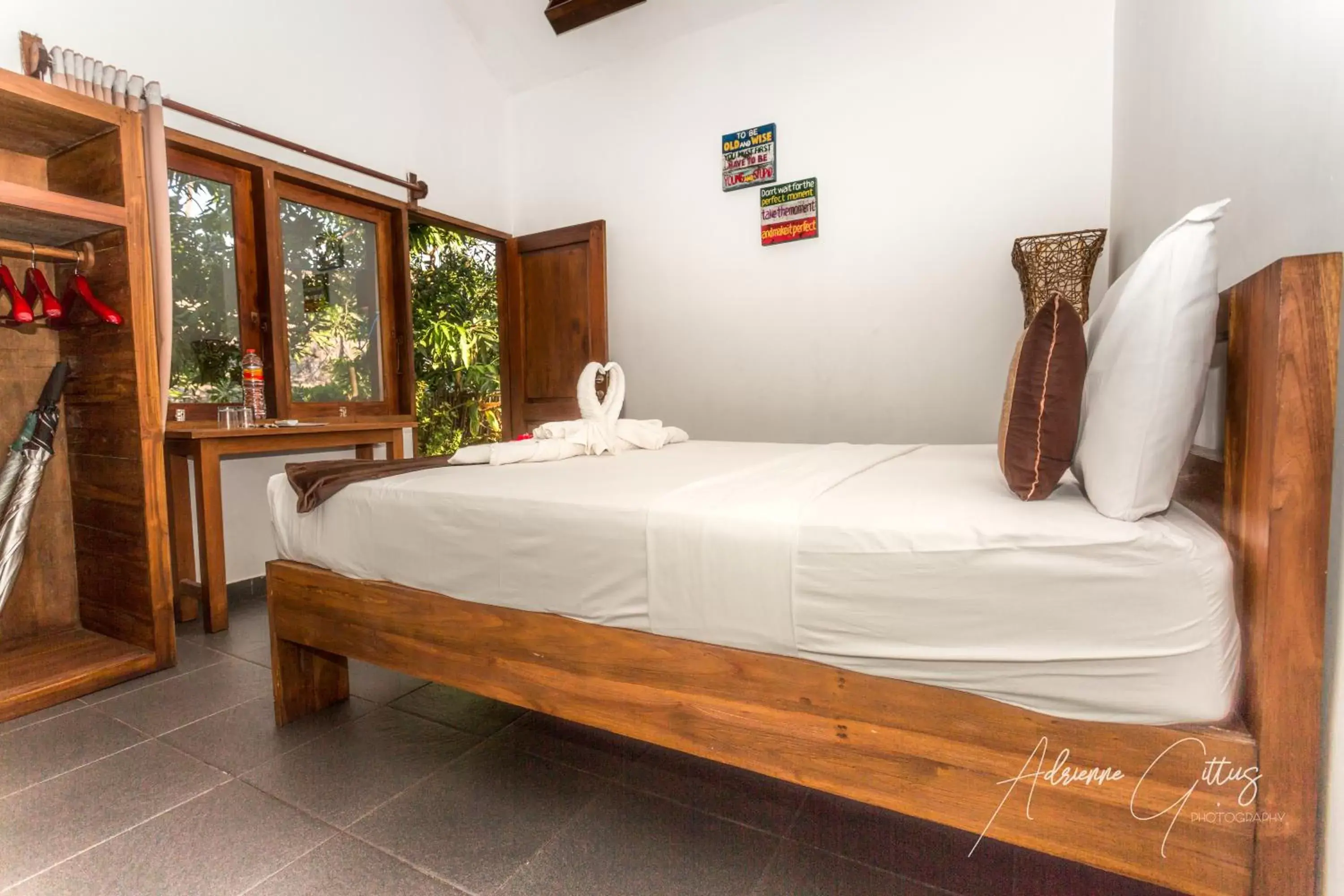 Standard Double Room in Oceans 5 Dive Resort Standard Double Room in Oceans 5 Dive Resort