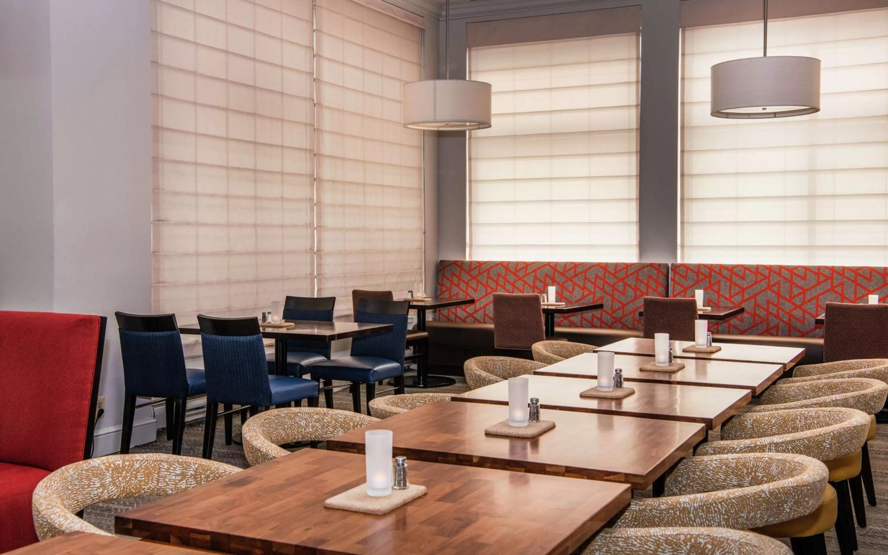 Restaurant/places to eat in Hilton Garden Inn BWI Airport