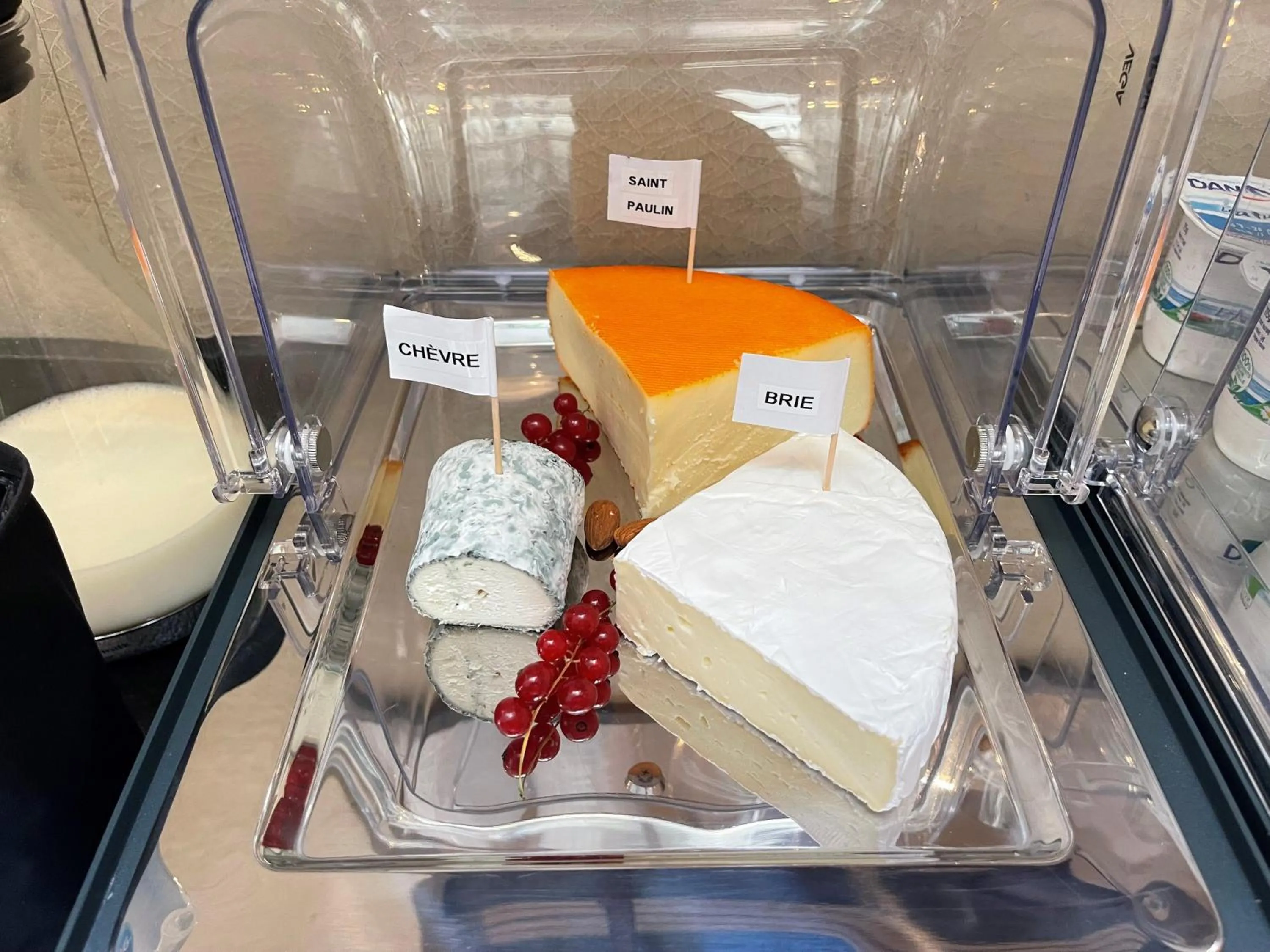 Breakfast in Best Western Plus Hotel Sydney Opera