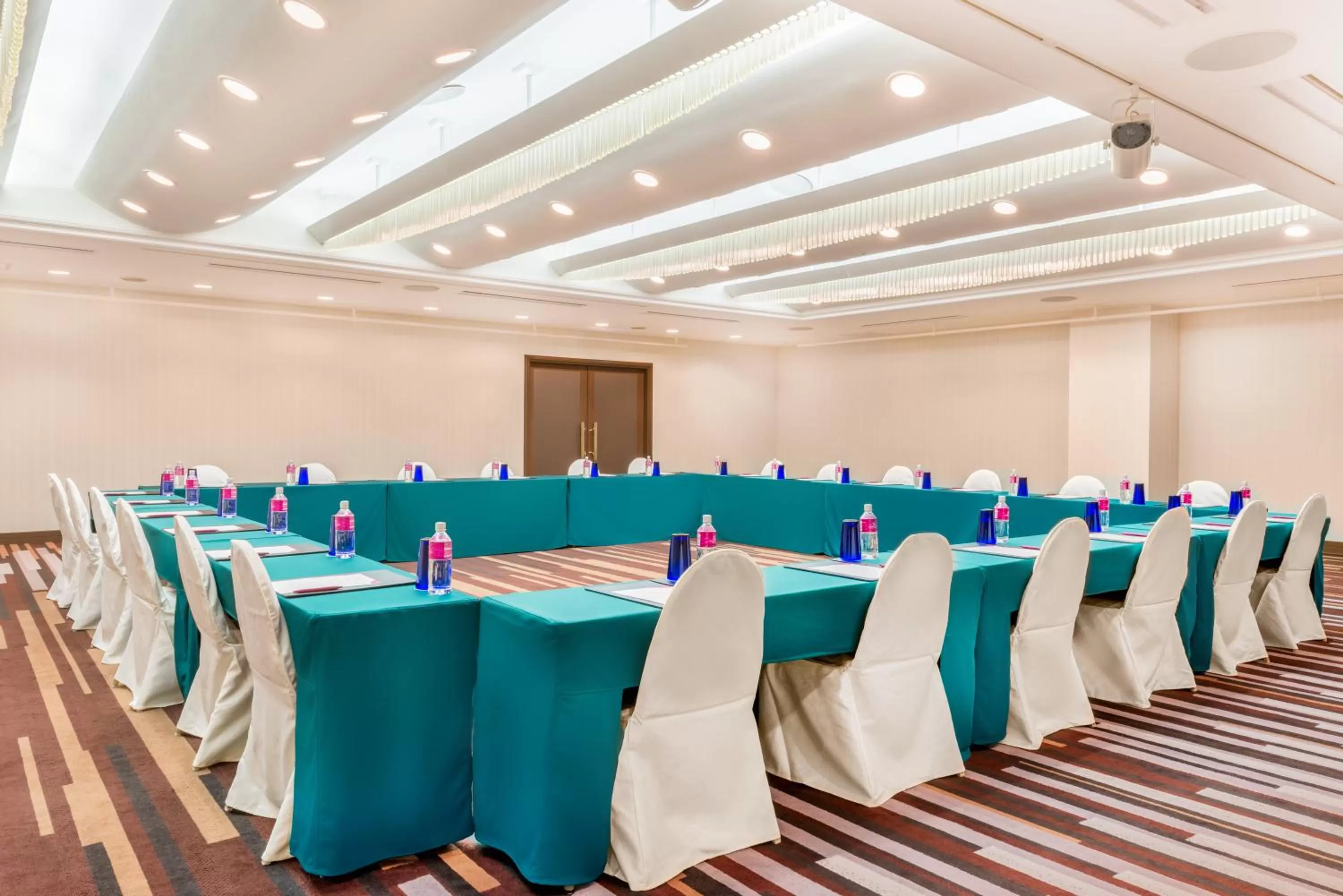 Meeting/conference room in ANA Crowne Plaza Hotel Kushiro, an IHG Hotel