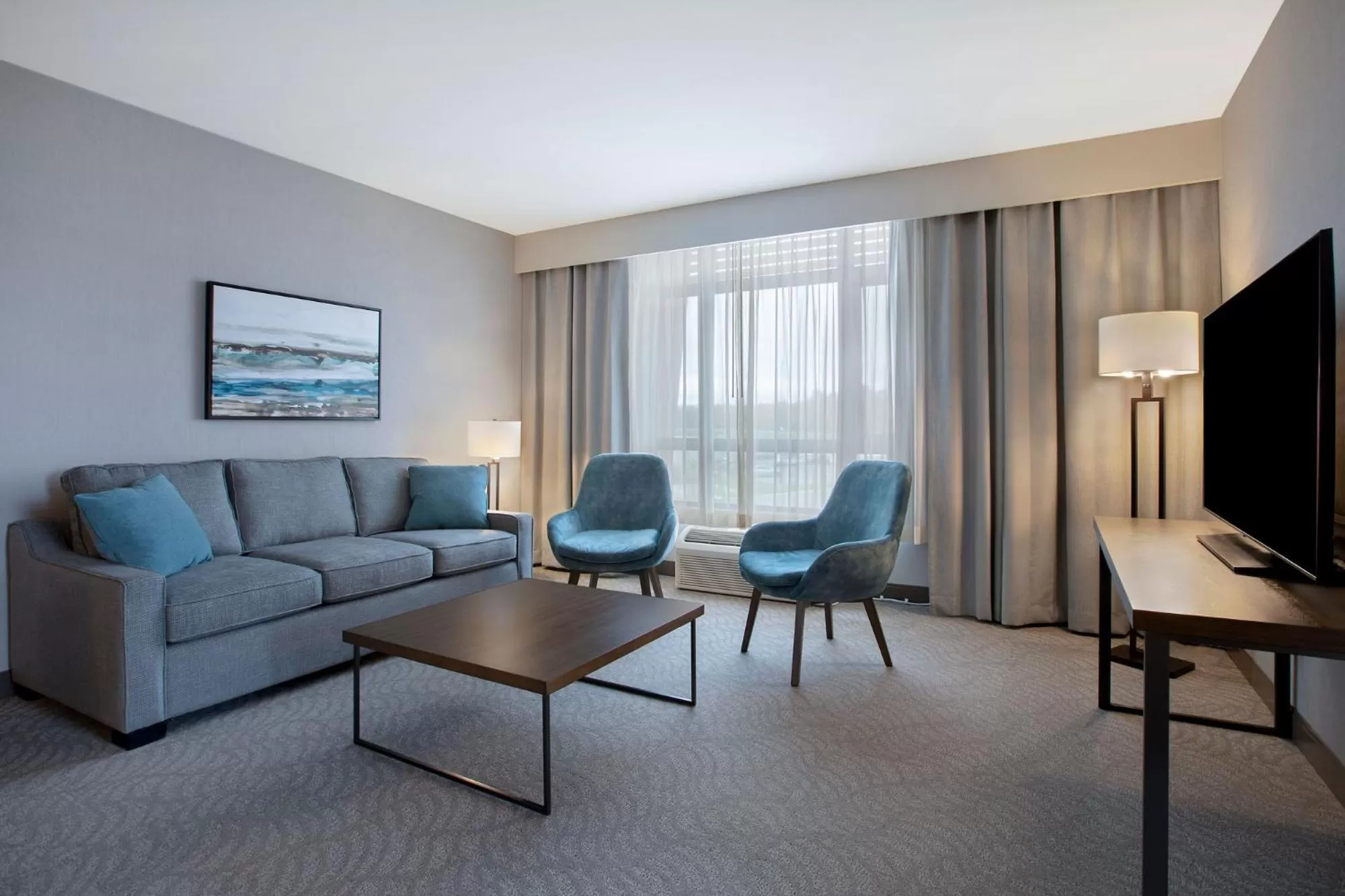 TV and multimedia in Great Blue Heron Hotel