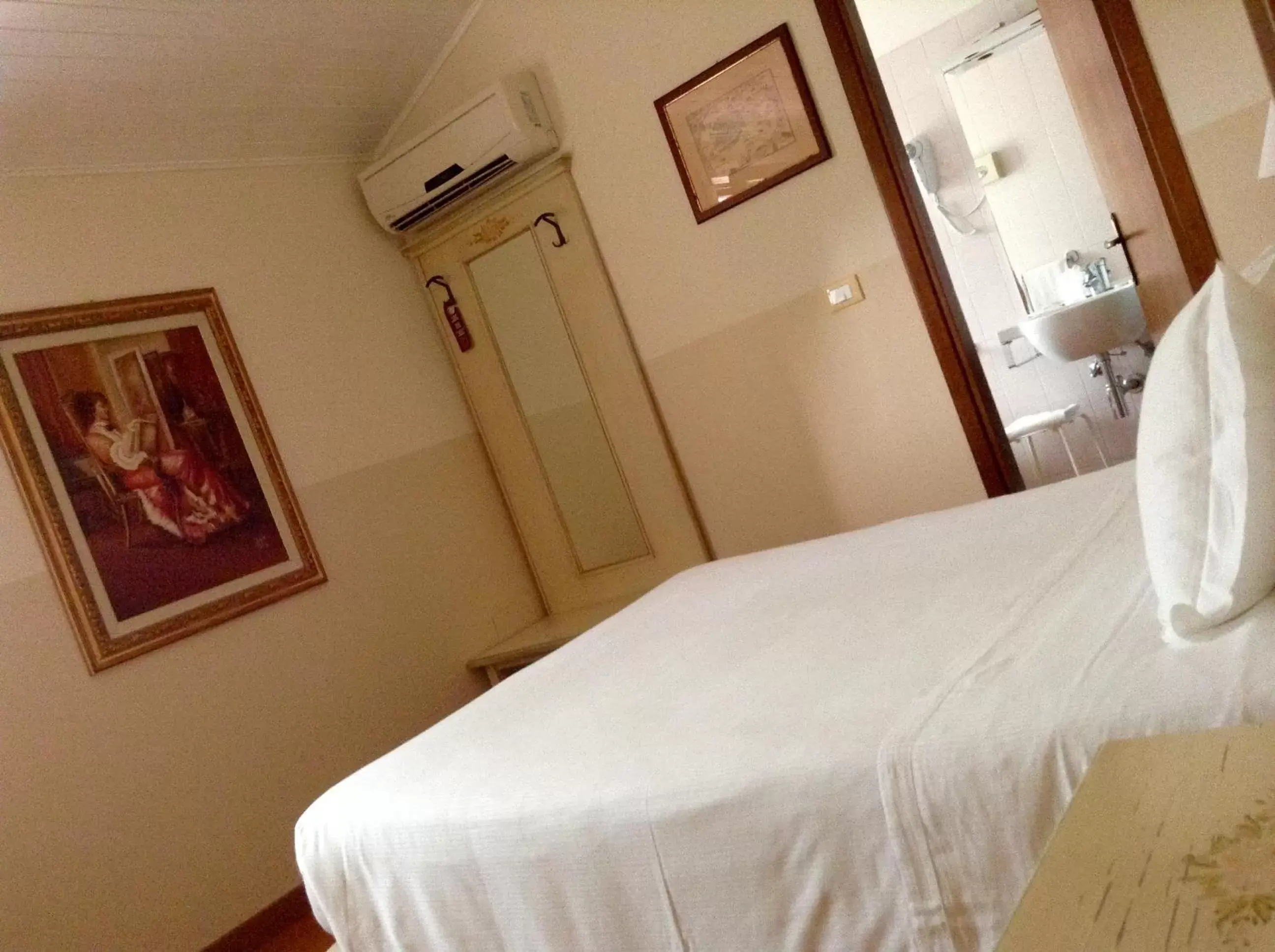 Double Room with Garden View in Hotel Antica Fenice Double Room with Garden View in Hotel Antica Fenice