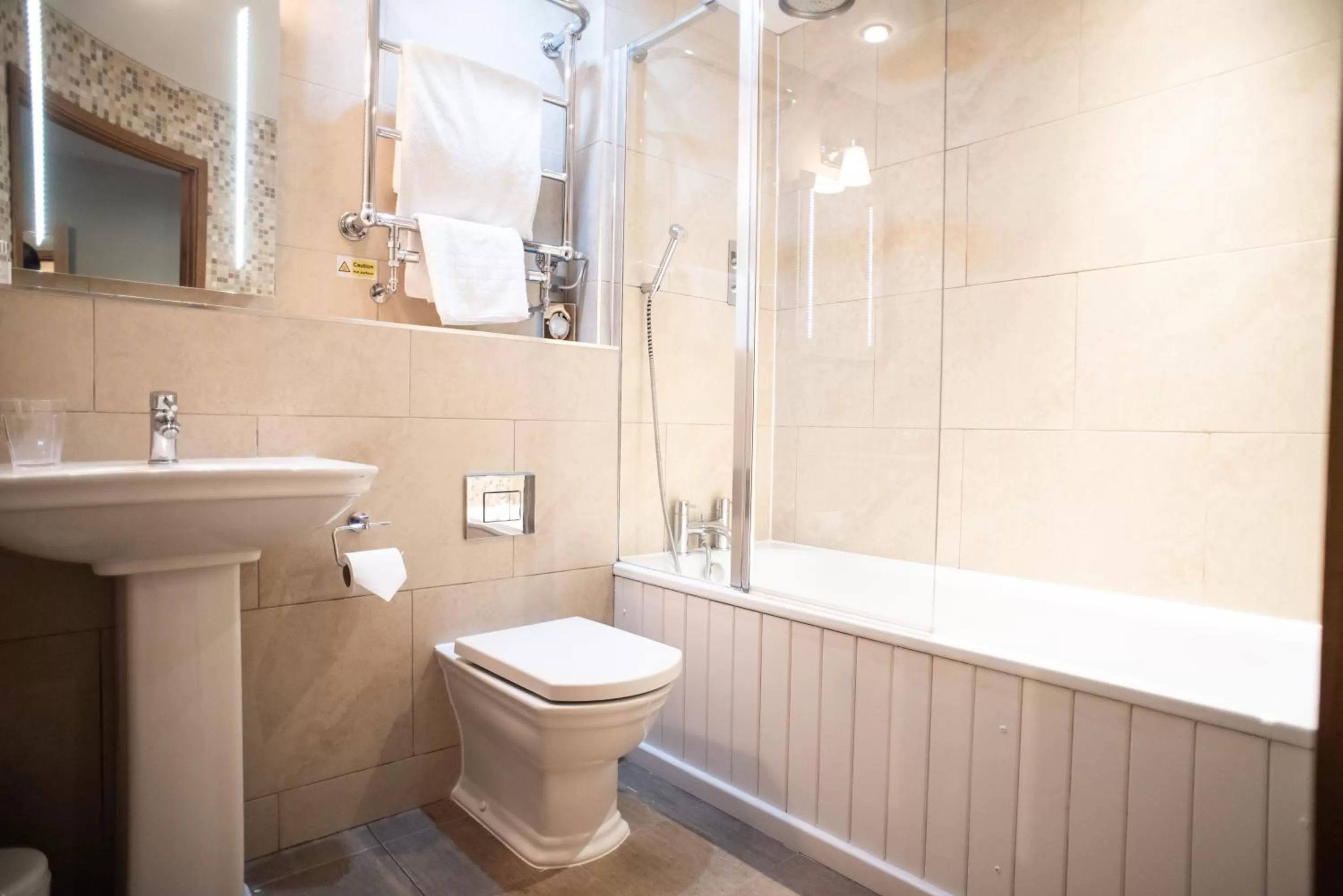 Cromwell Arms Country Pub with Rooms