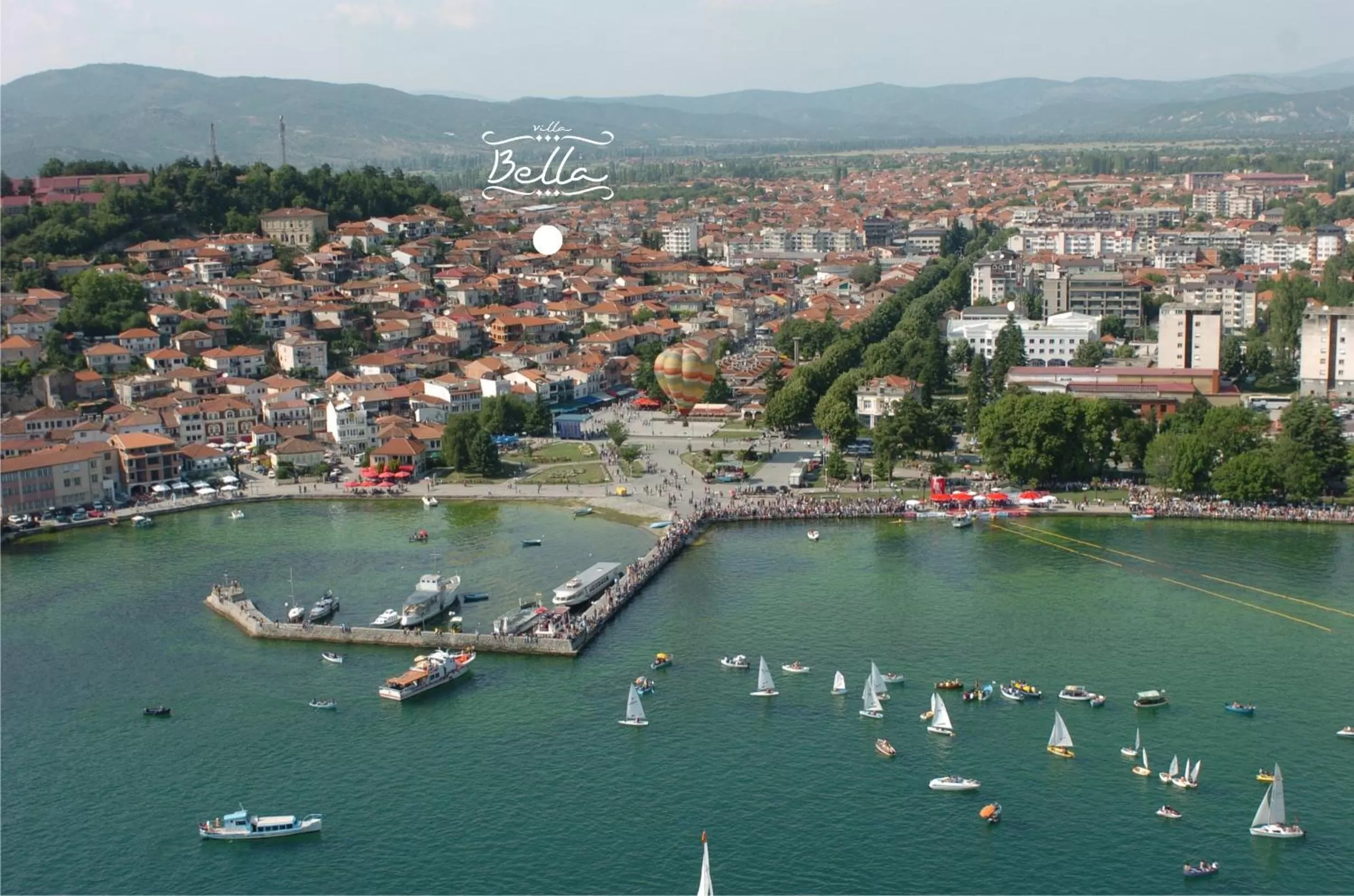 Bird's eye view, Bird's-eye View in Villa Bella