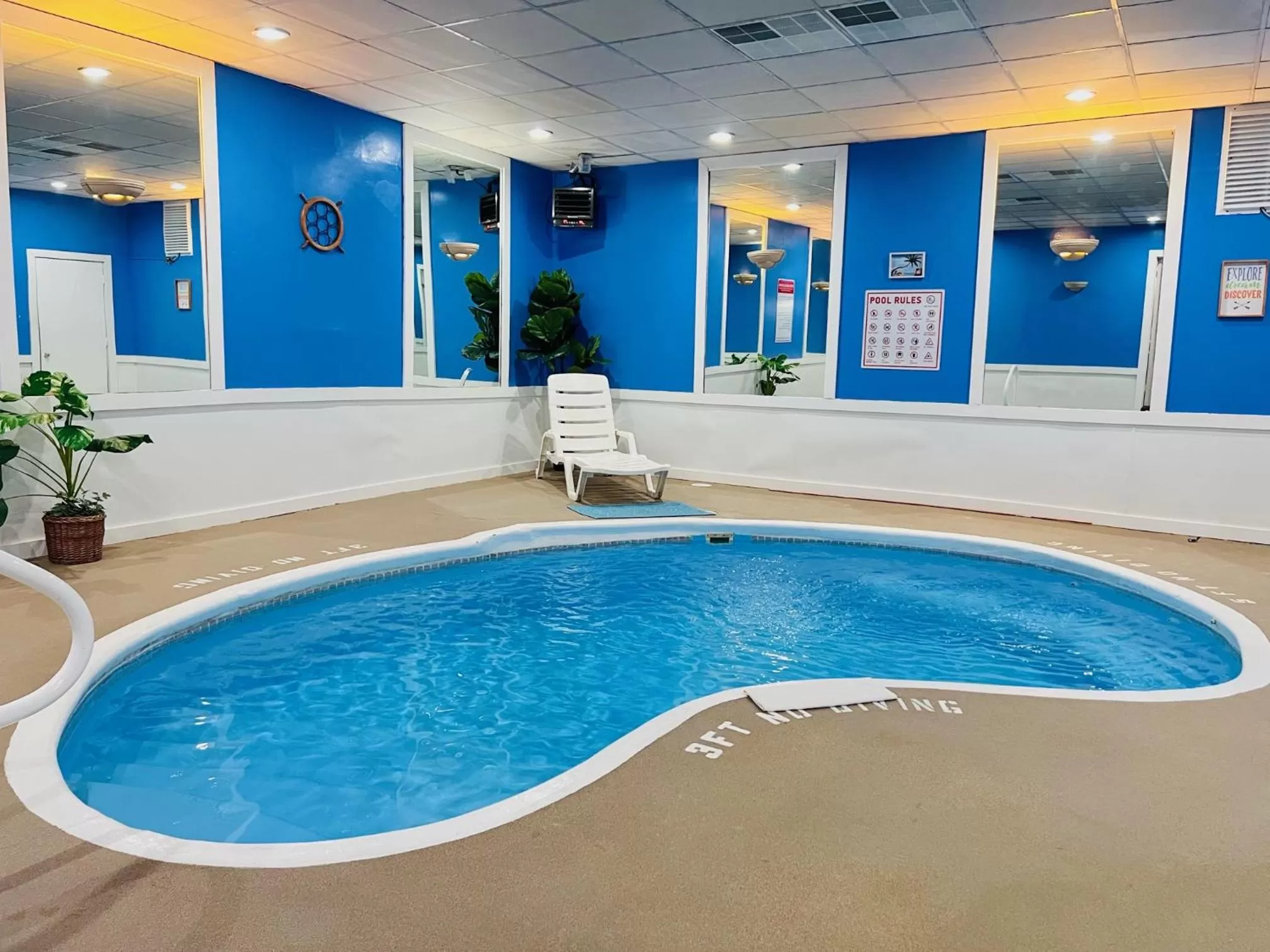 Pool view in Inn of the Dove Harrisburg-Hershey Romantic Suites