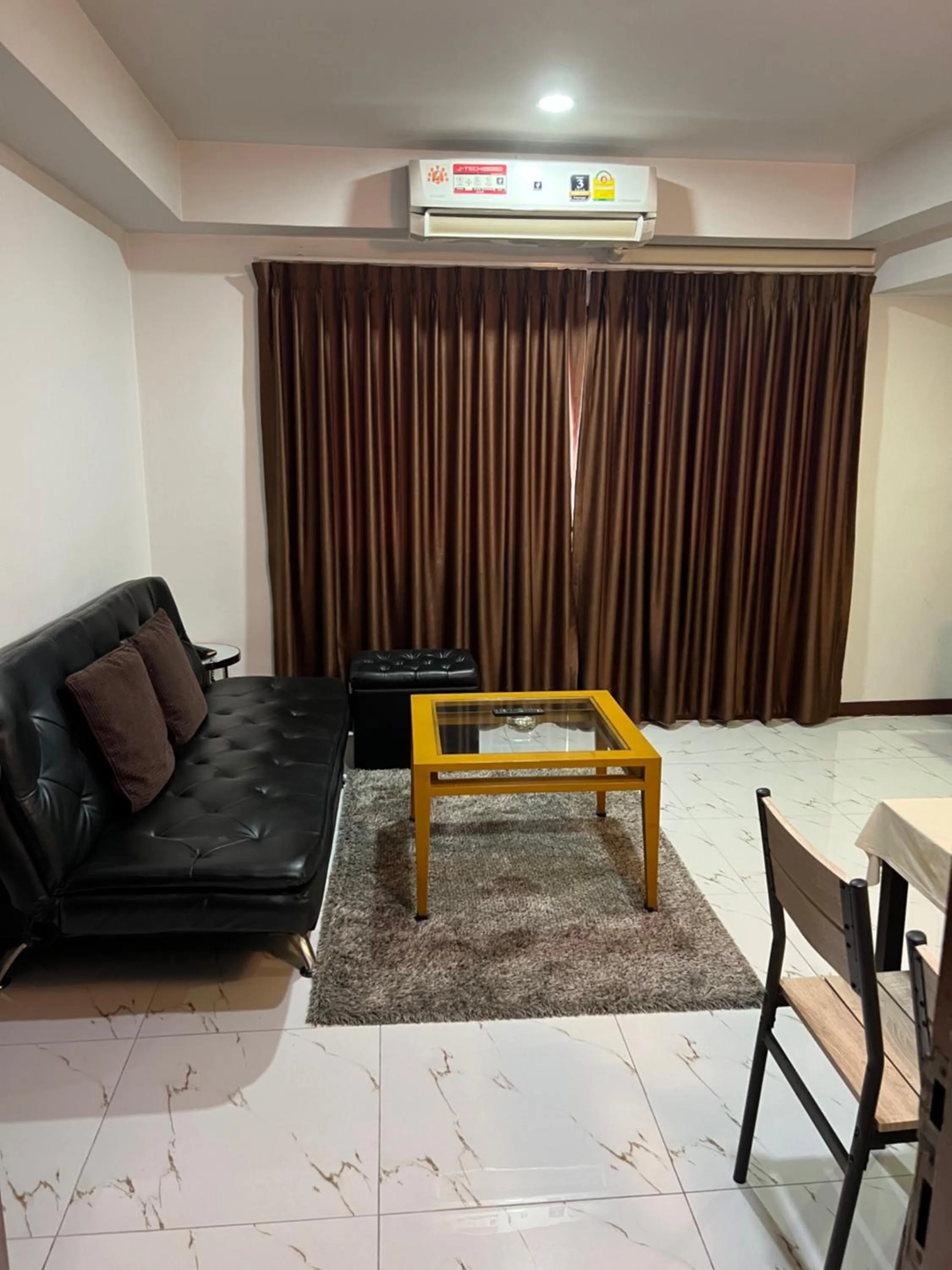 Living room in Mall Suites Hotel