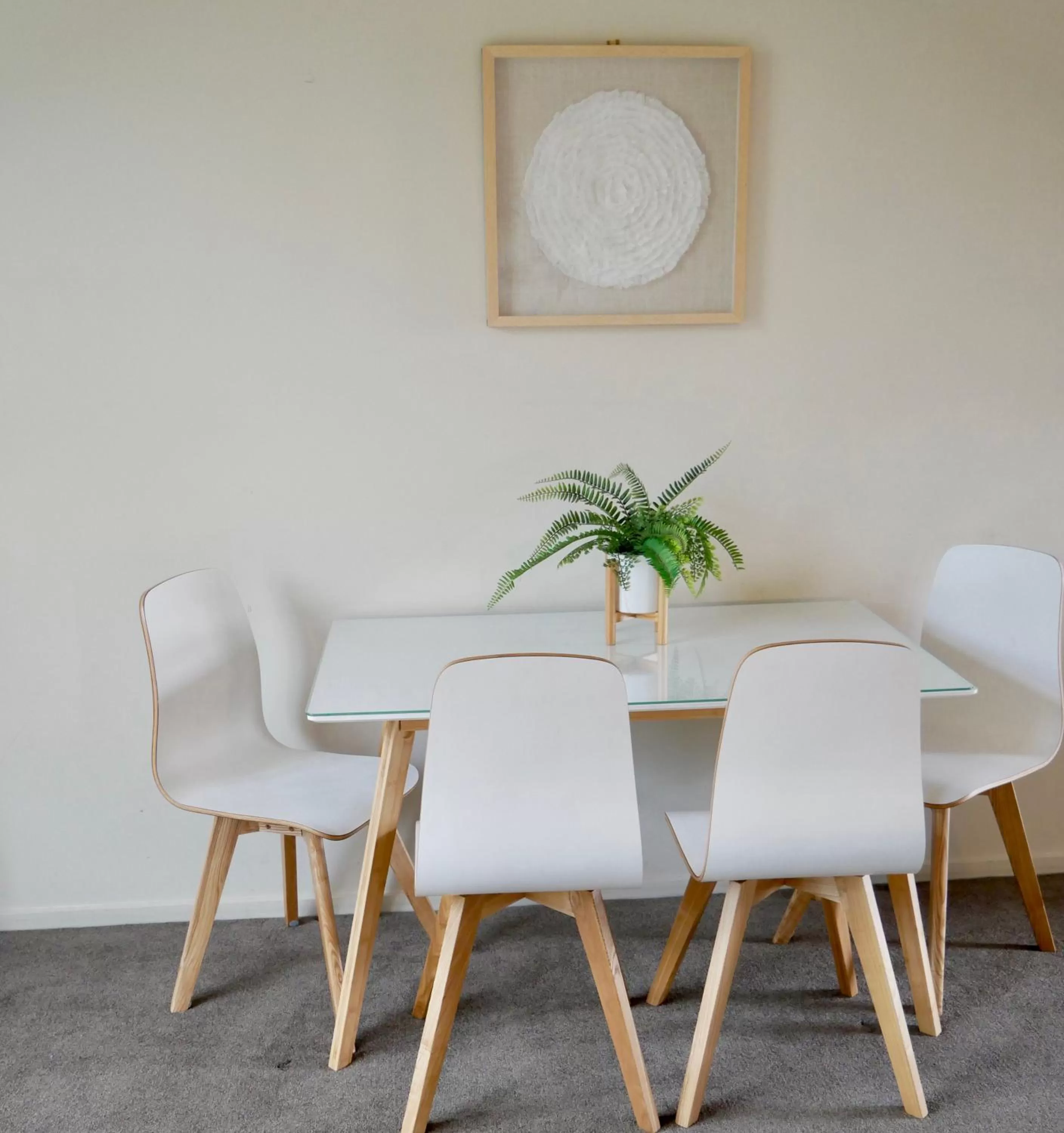 Dining area in Alpine Lake Motel