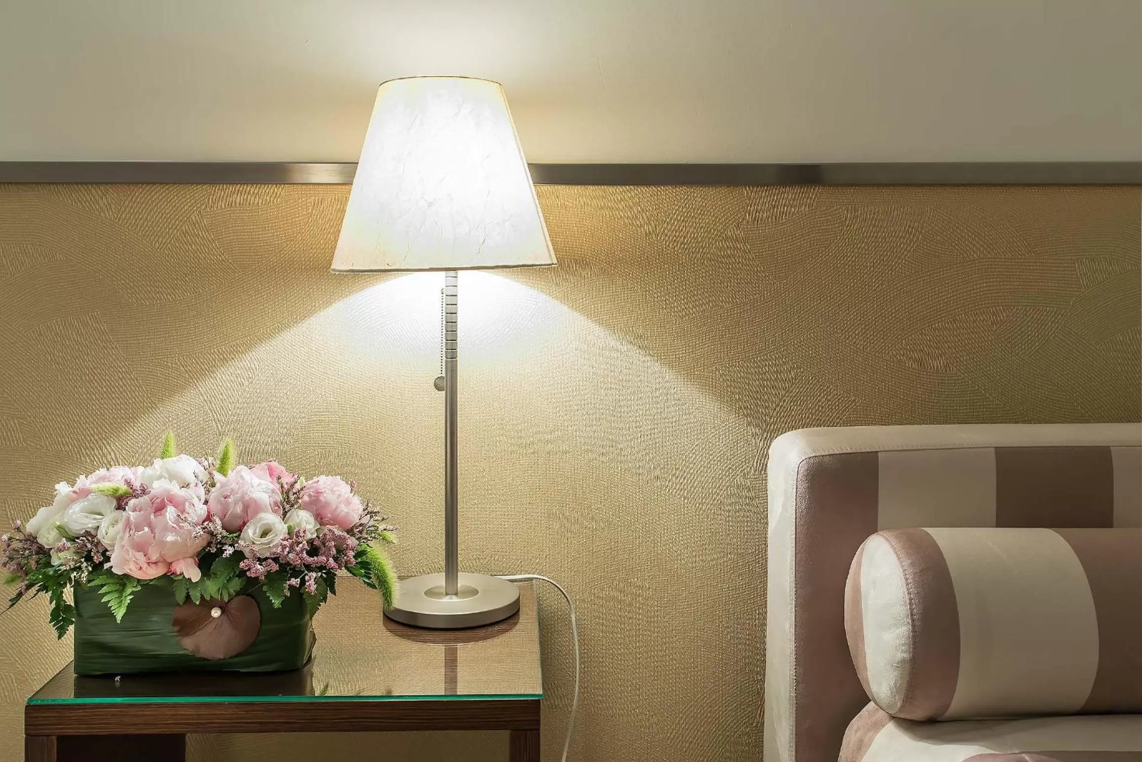 Decorative detail in Mini Palace Hotel