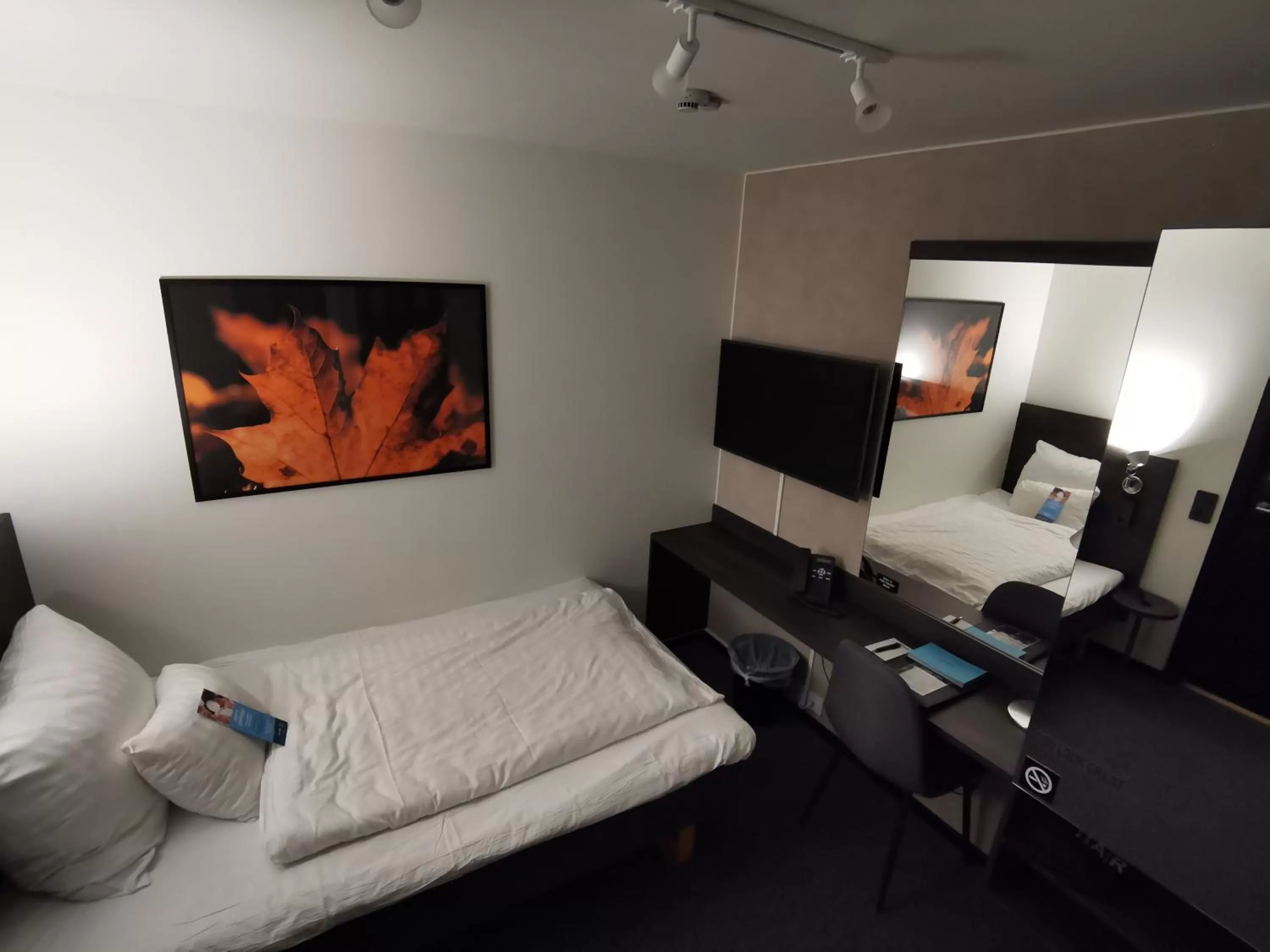 Bed in Clarion Hotel Sense