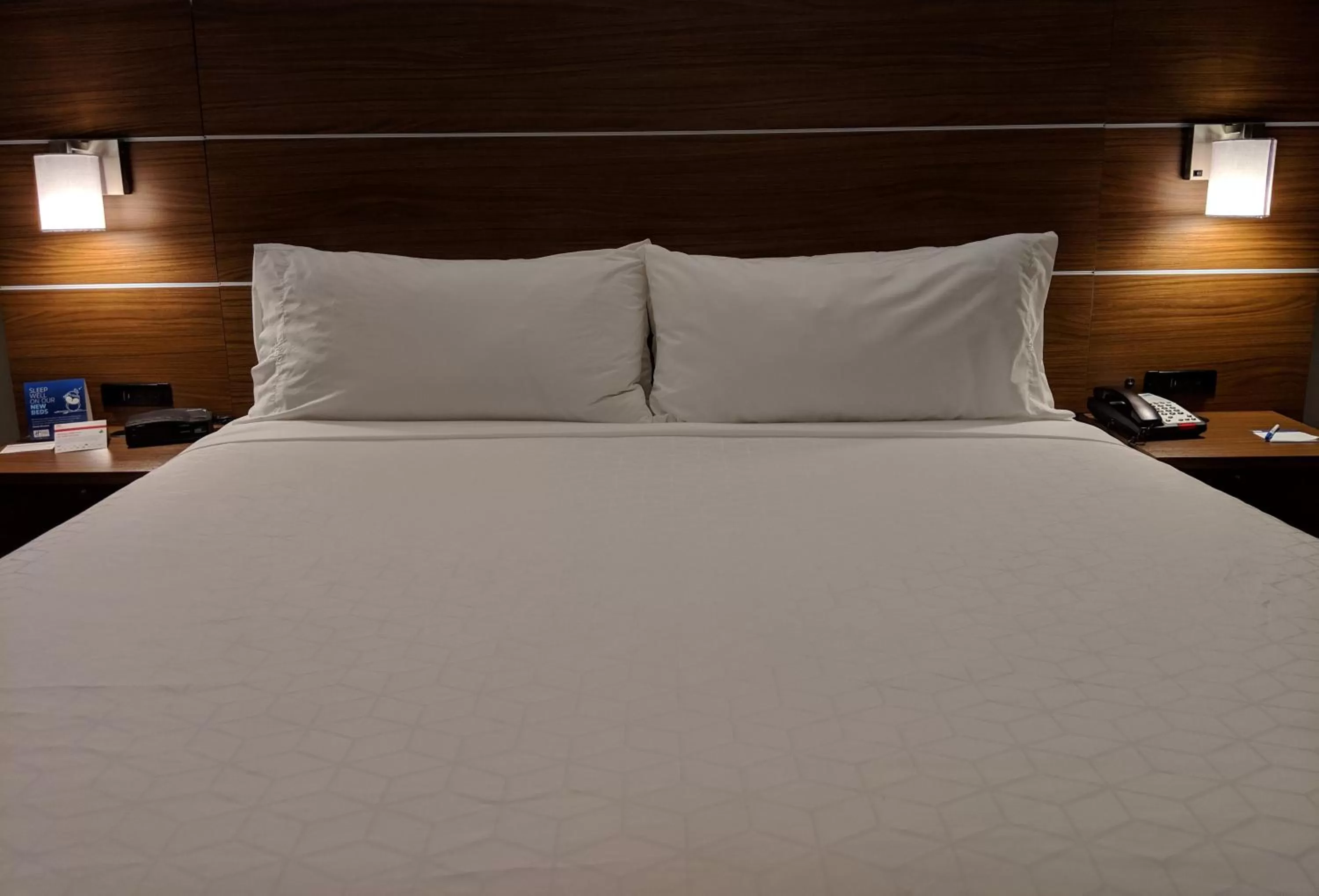 Photo of the whole room, Bed in Holiday Inn Express Hotel & Suites Claypool Hill -Richlands Area by IHG