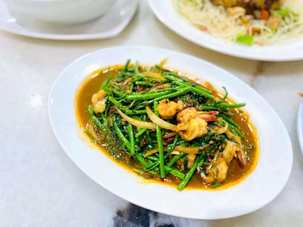 Restaurant/places to eat in Pantai Inn Kota Kinabalu