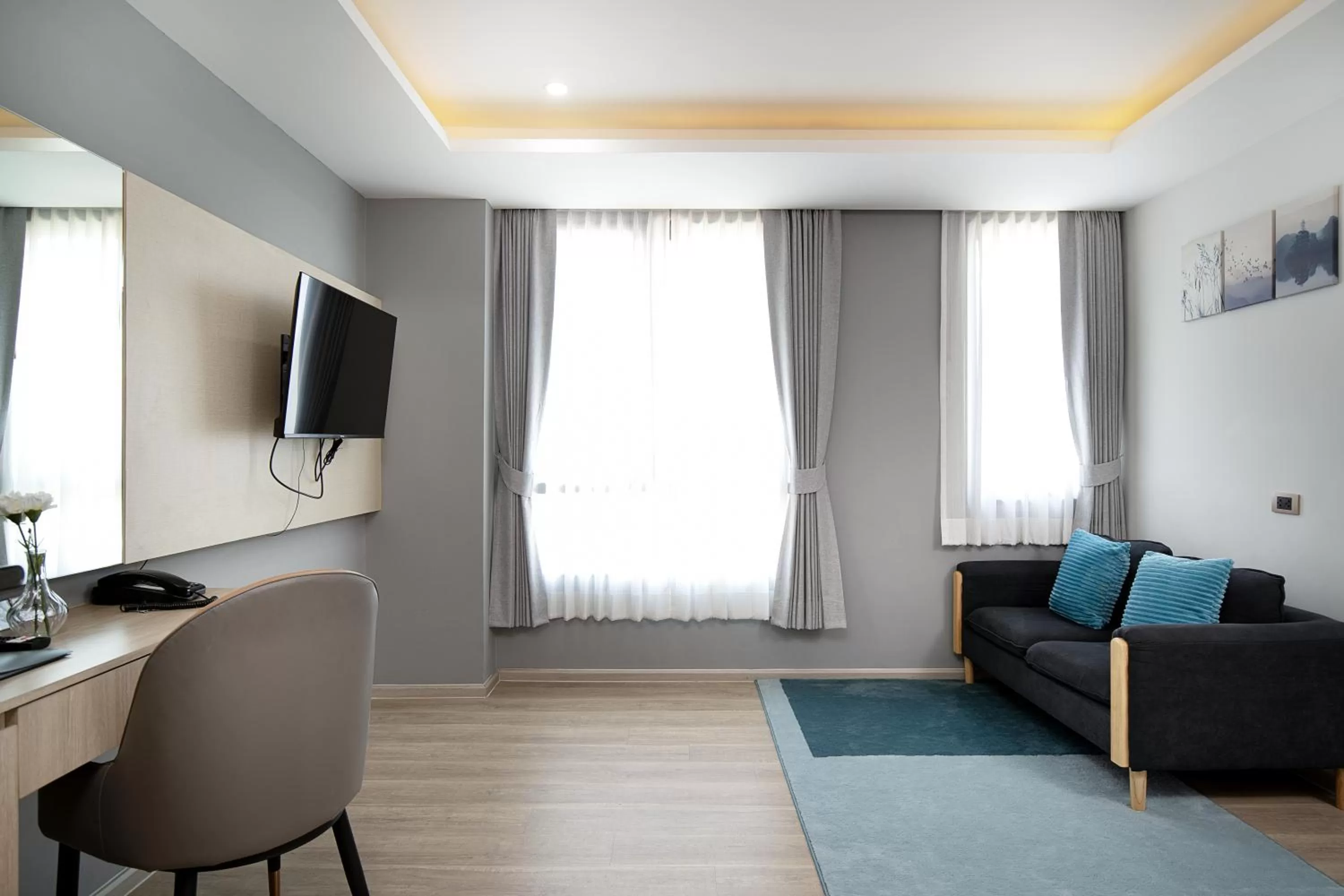 Living room in The Riski Hotel at Bangphlat Station SHA