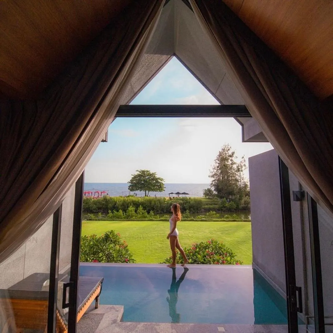 Swimming pool in Ana Anan Resort & Villas Pattaya